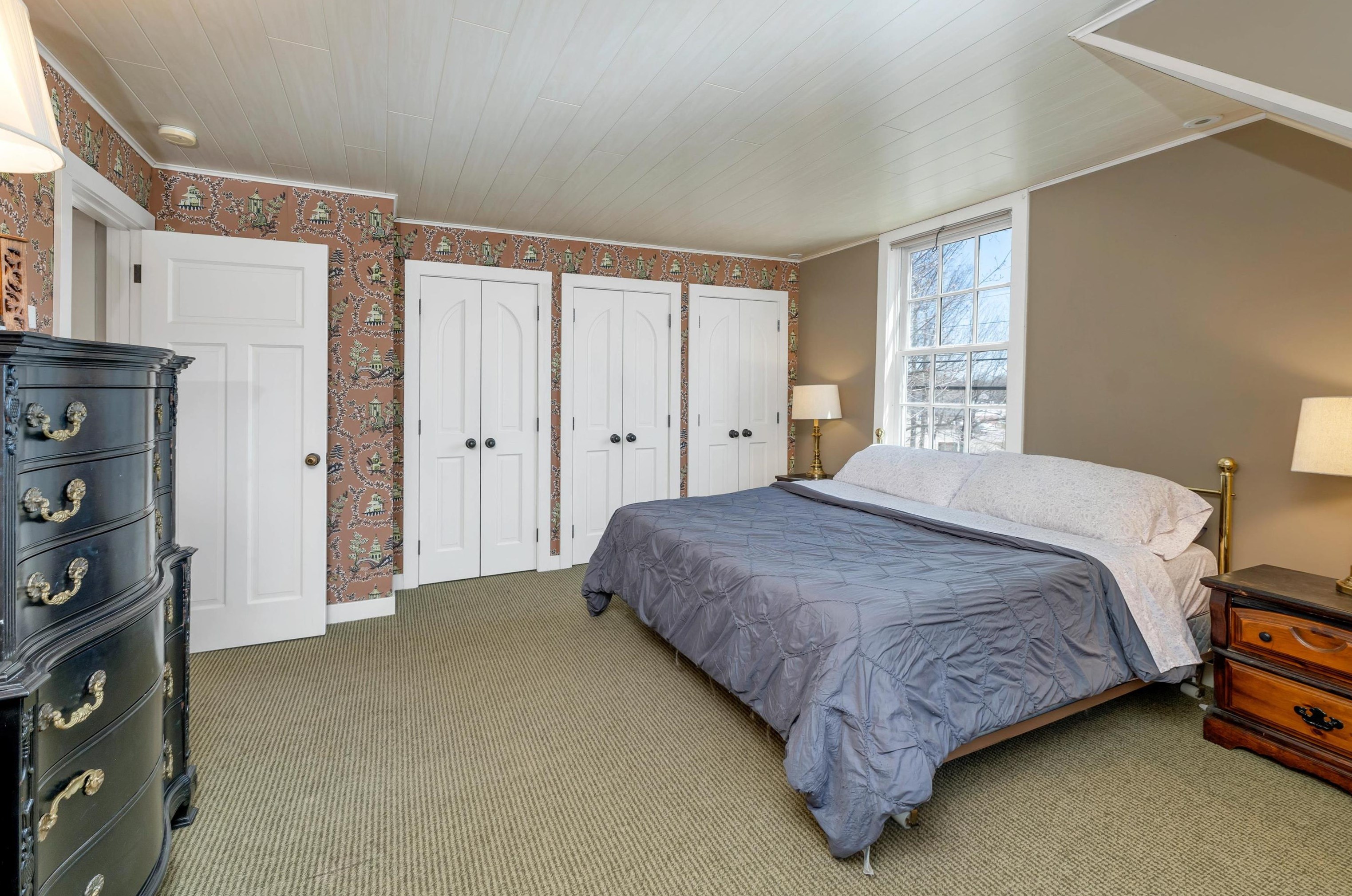 15 Main St, New Ipswich NH 03071-3714 exterior