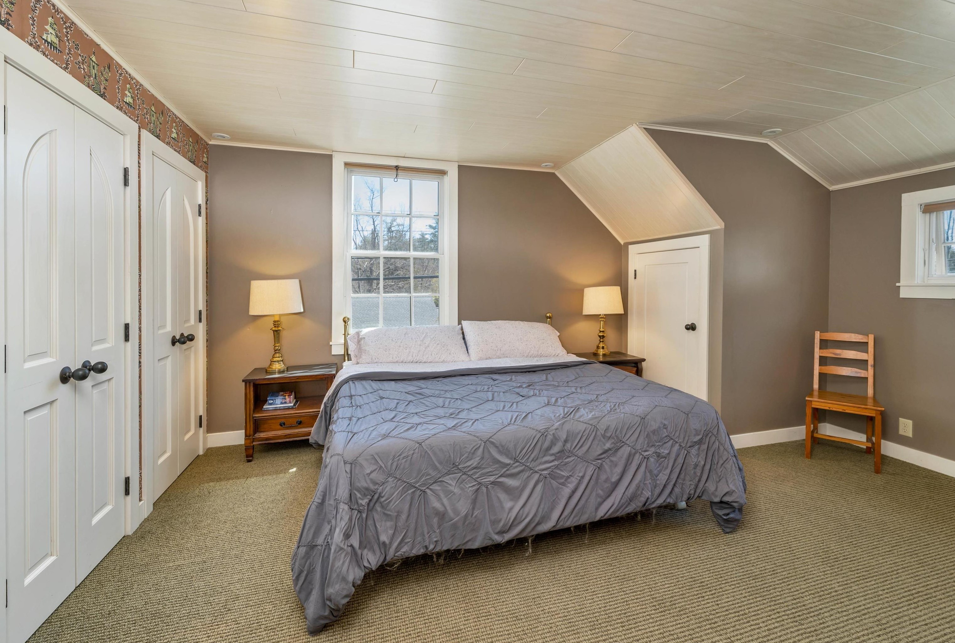 15 Main St, New Ipswich NH 03071-3714 exterior