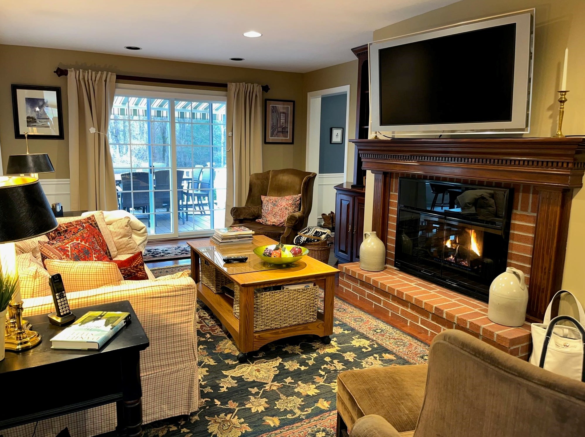 4 Maplewood Dr, Tuftonboro NH  03894-4024 exterior