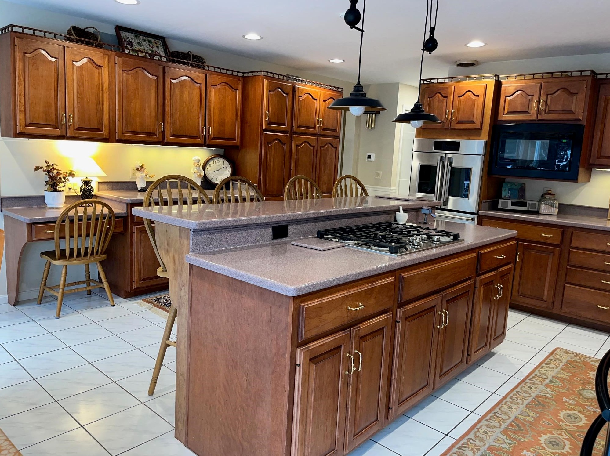 4 Maplewood Dr, Tuftonboro NH  03894-4024 exterior