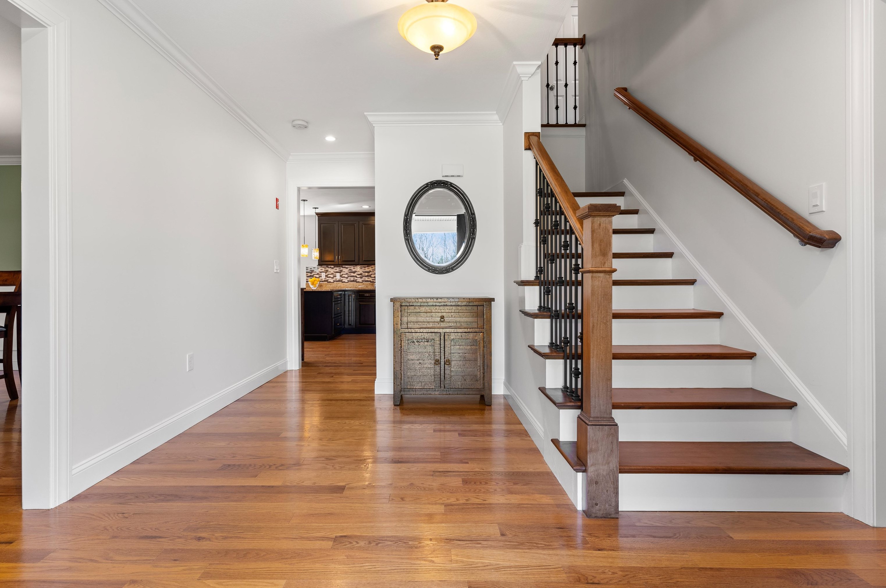 3 Harvest Dr, Derry NH 03038-4872 exterior