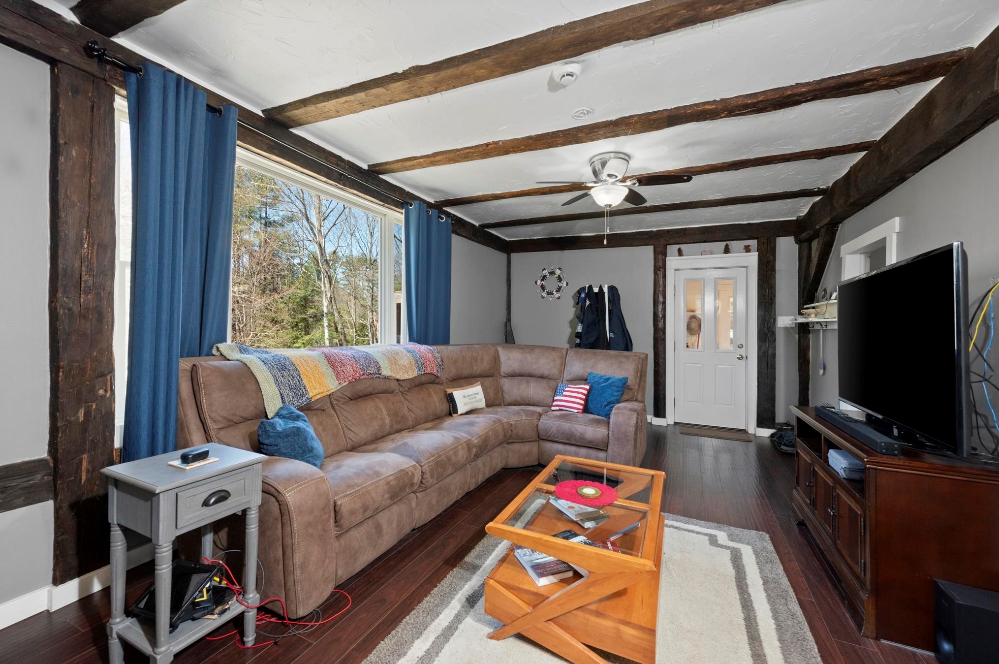 306 Berry Rd, Bridgewater NH 03222-6807 exterior