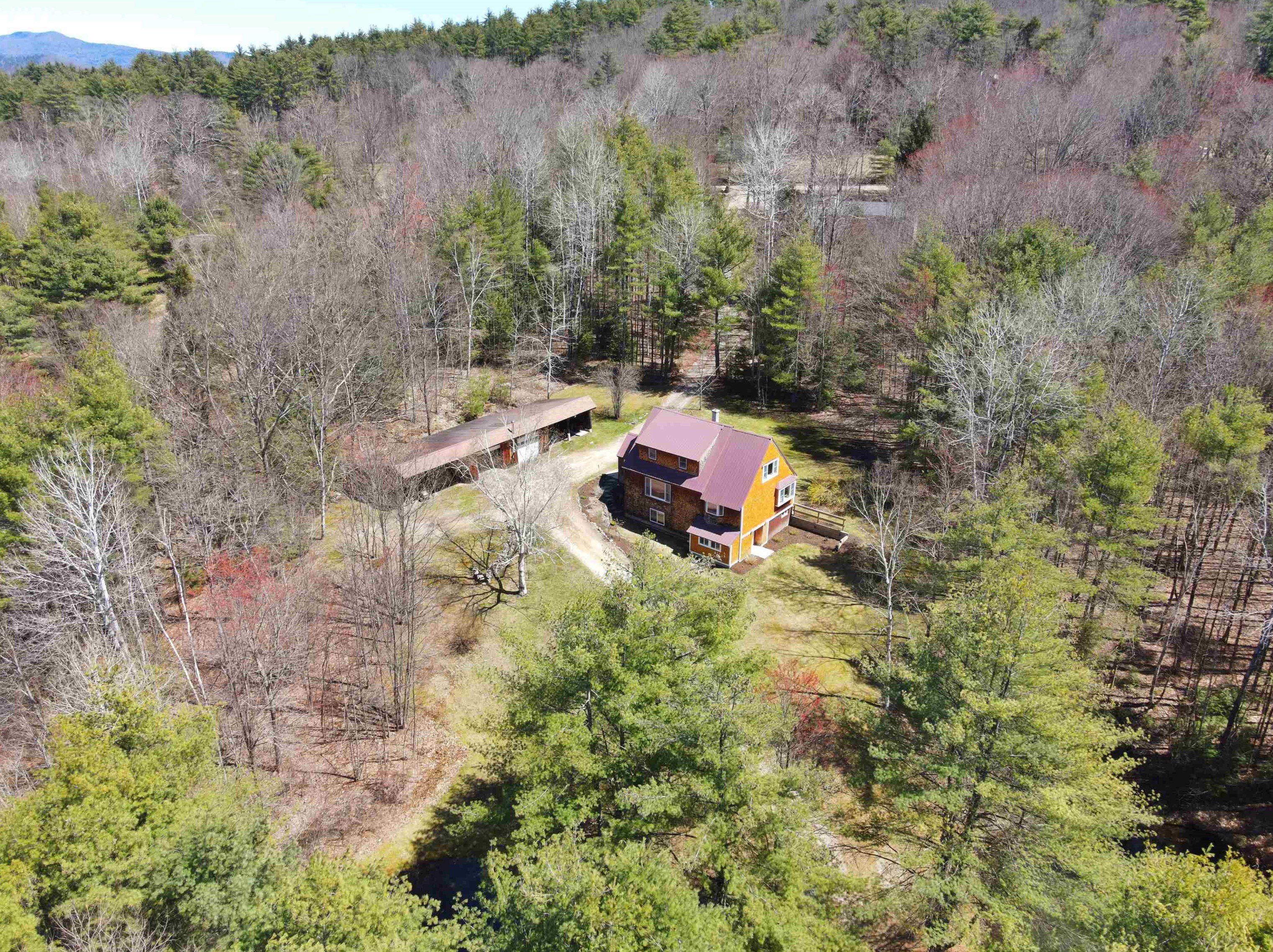 306 Berry Rd, Bridgewater NH 03222-6807 exterior