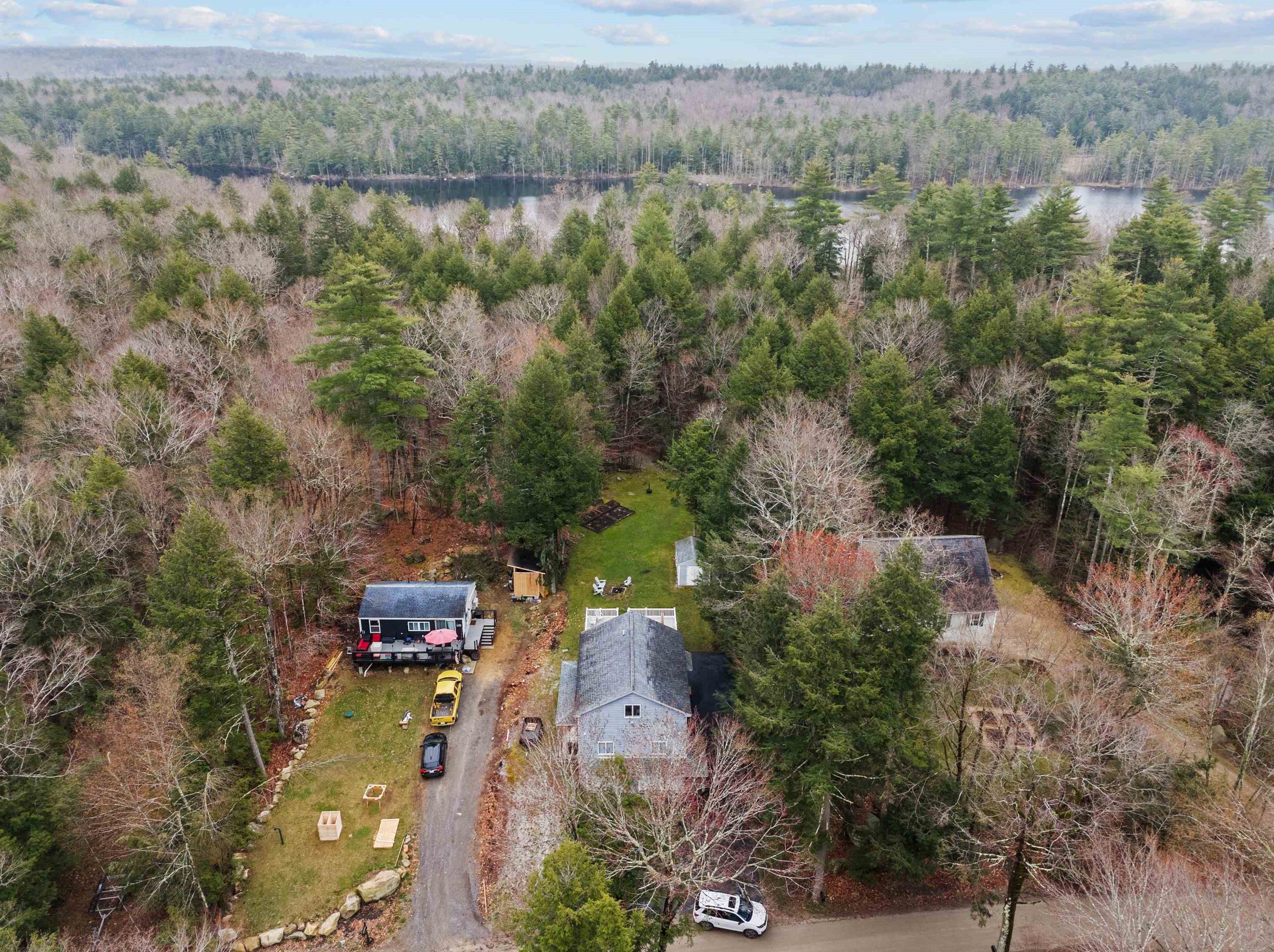 214 Long Pond Rd, Northwood NH  03261-3228 exterior
