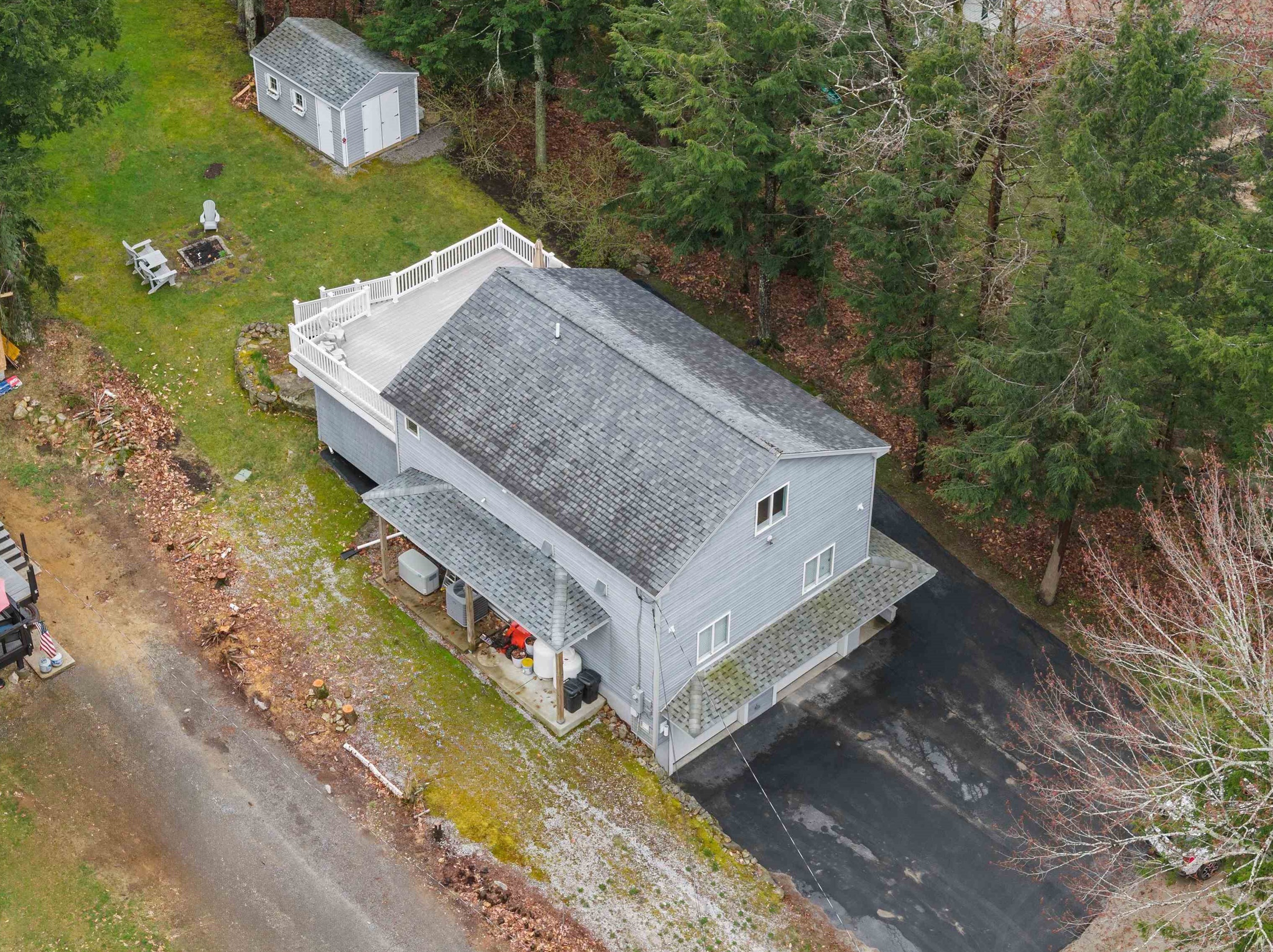214 Long Pond Rd, Northwood NH  03261-3228 exterior