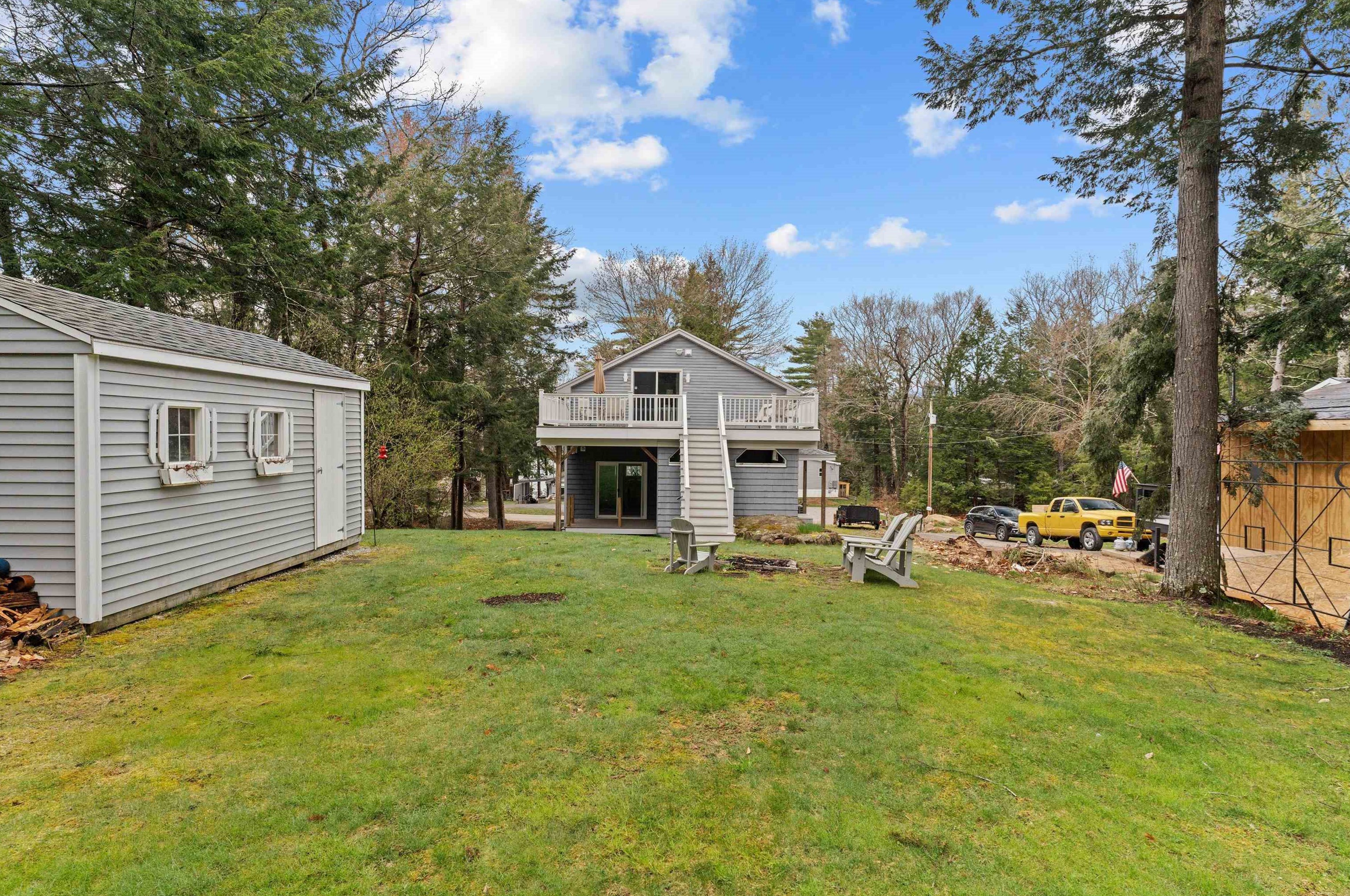 214 Long Pond Rd, Northwood NH  03261-3228 exterior