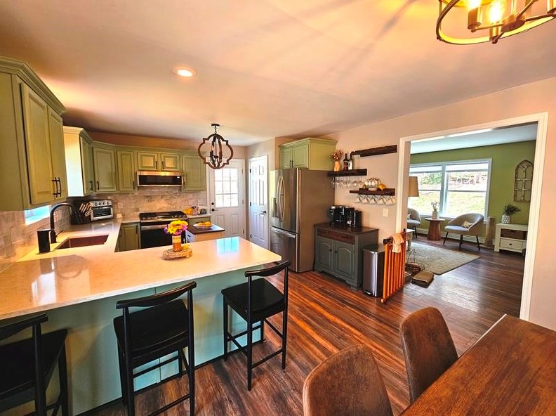 276 Apple Hill Rd, Nelson NH  03445-8552 exterior