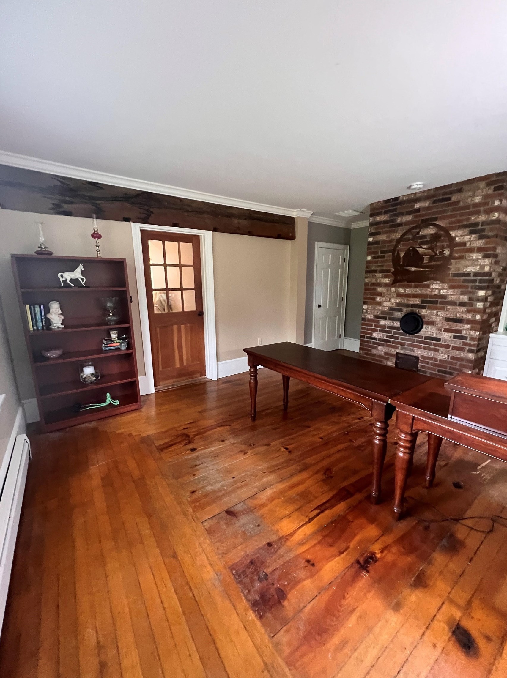 2 Emery Ln, Stratham NH  03885-2309 exterior