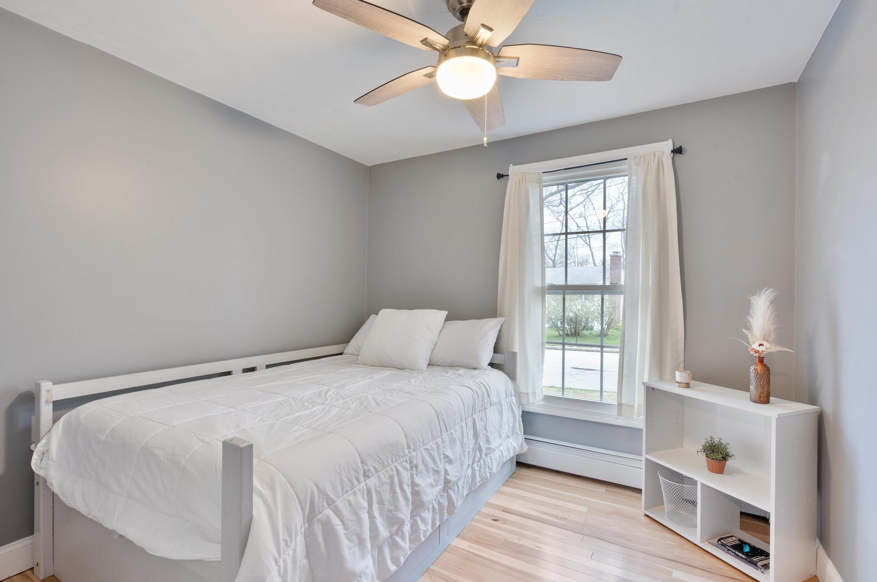 375 Medford St, Manchester NH  03109-4528 exterior