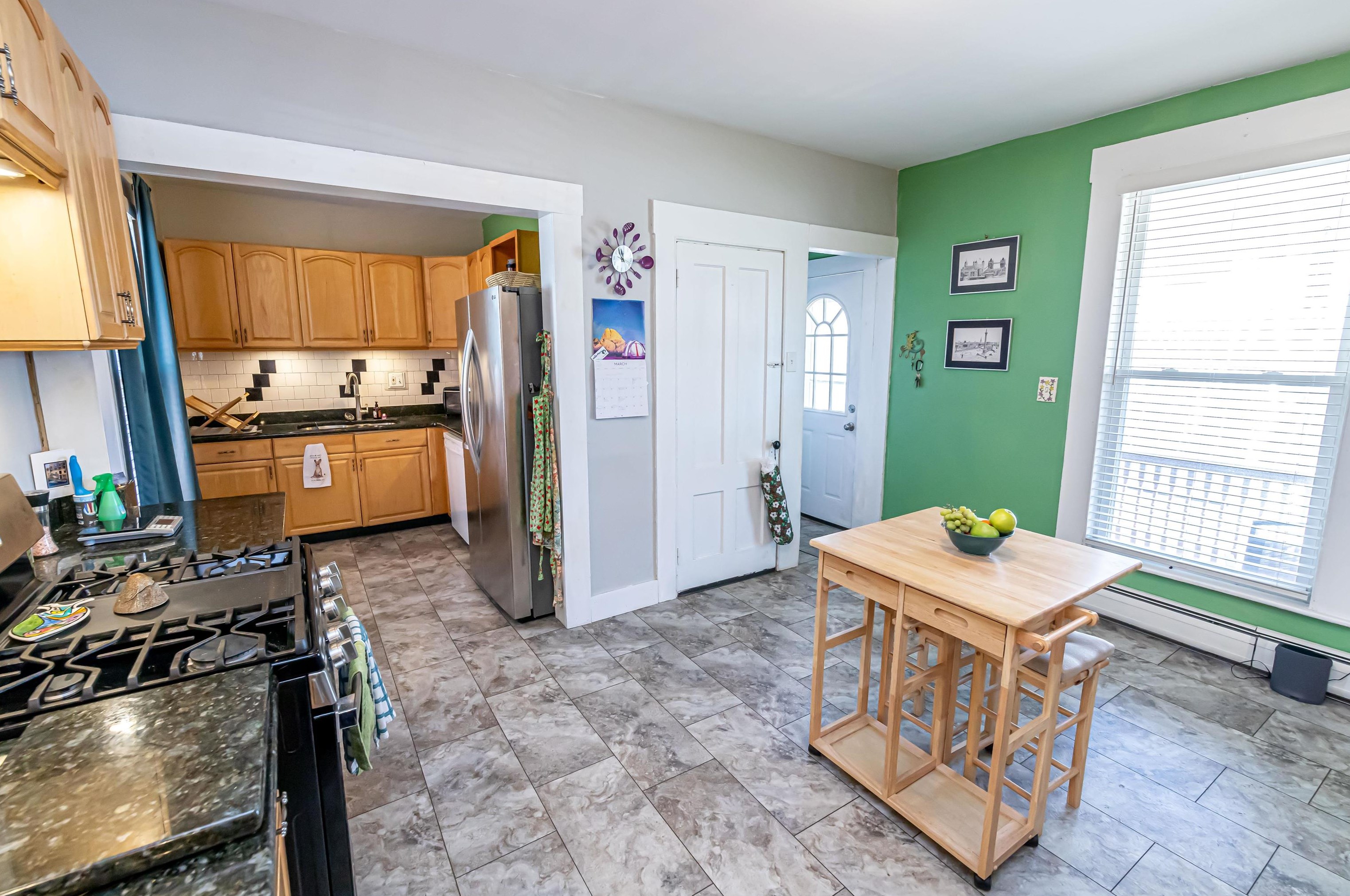 200 Laurel St, Manchester NH  03103-4740 exterior