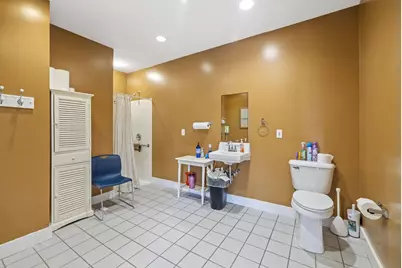 183 Mammoth Road, Londonderry, NH 03053 - Photo 11