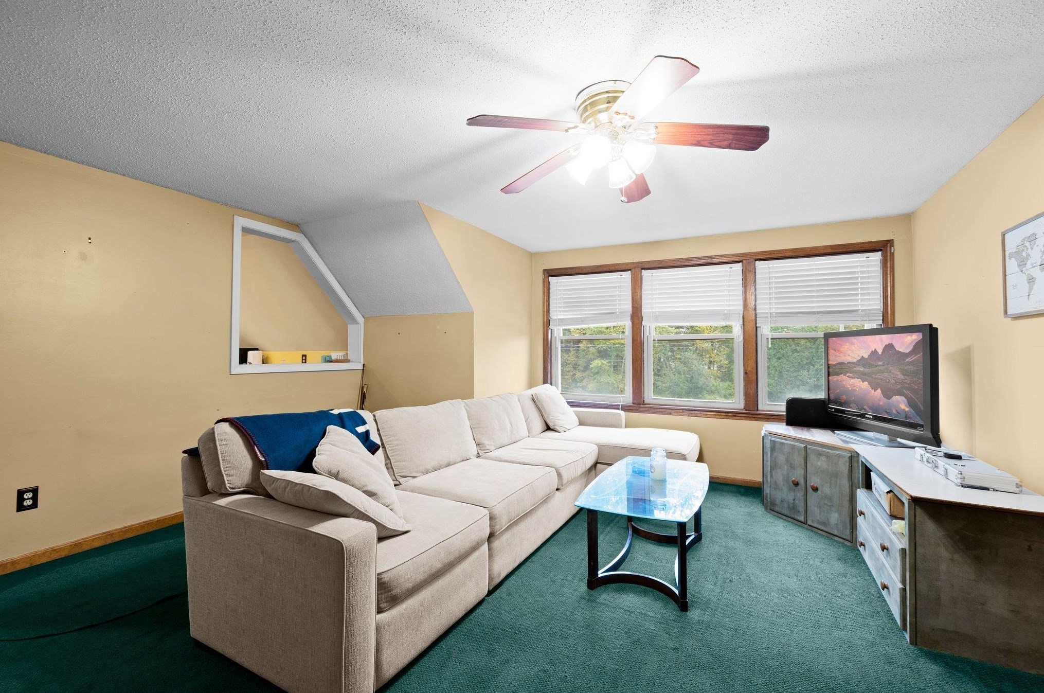 103 Durham Rd, Dover NH  03820-4363 exterior