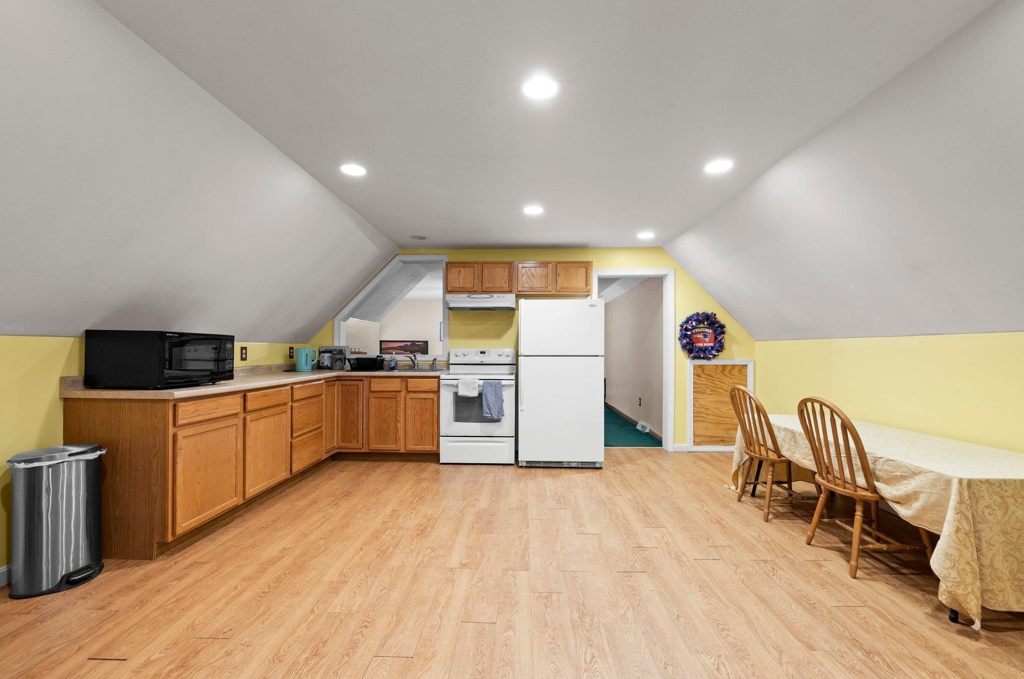 103 Durham Rd, Dover NH  03820-4363 exterior