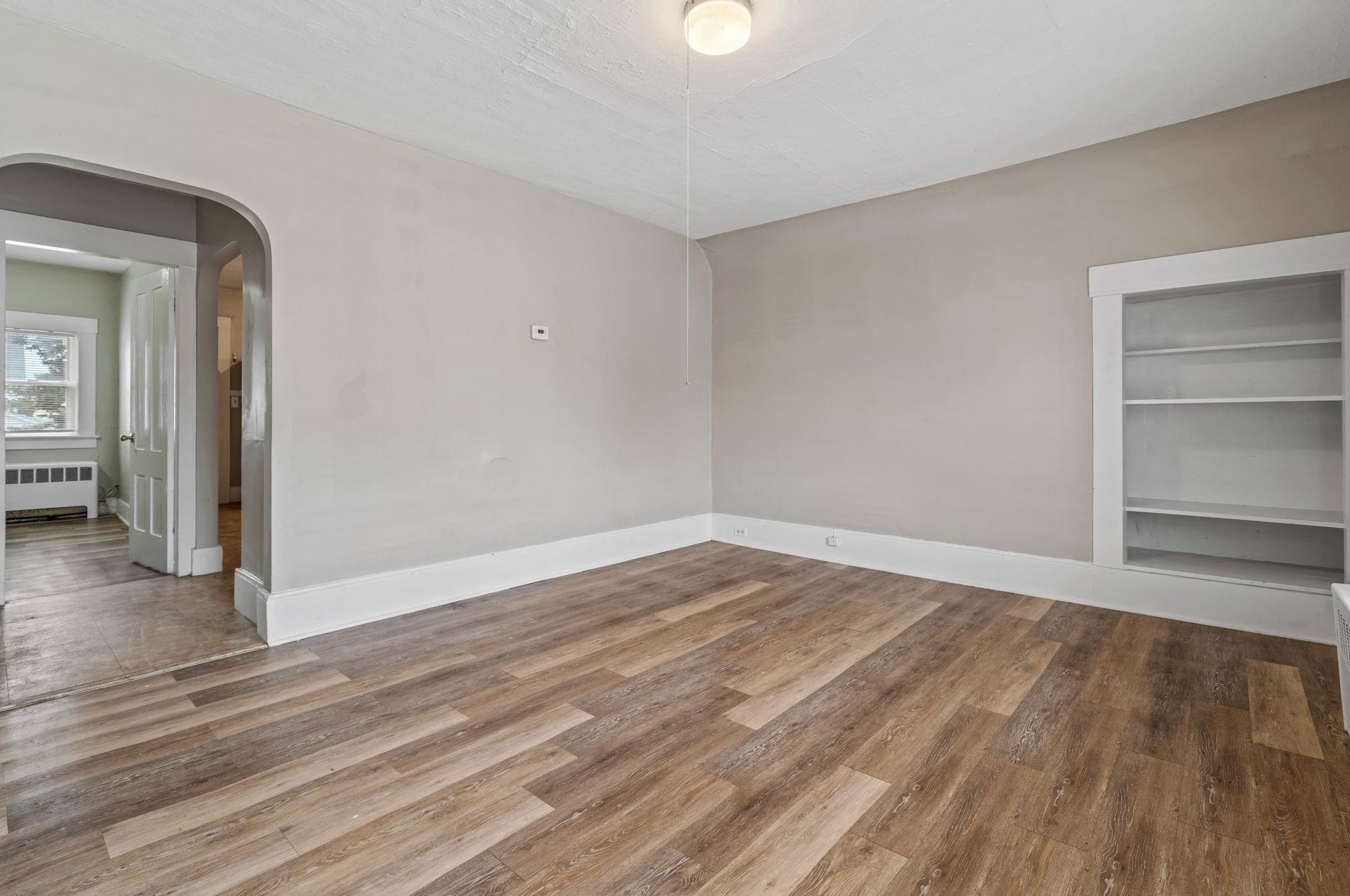 381 Merrimack St, Manchester NH 03103-4724 exterior