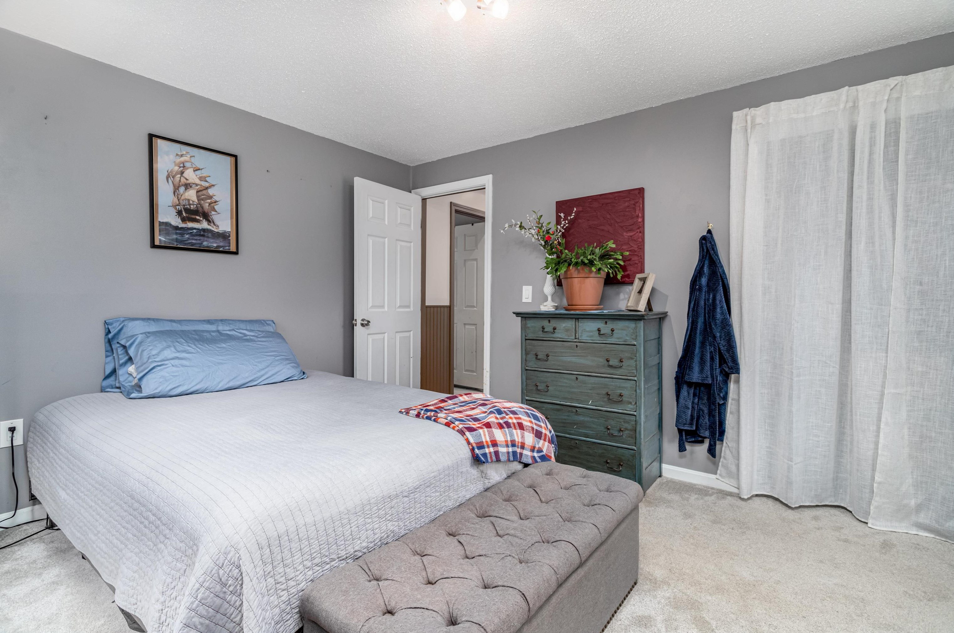 26 Hakala Dr, New Ipswich NH  03071-4013 exterior