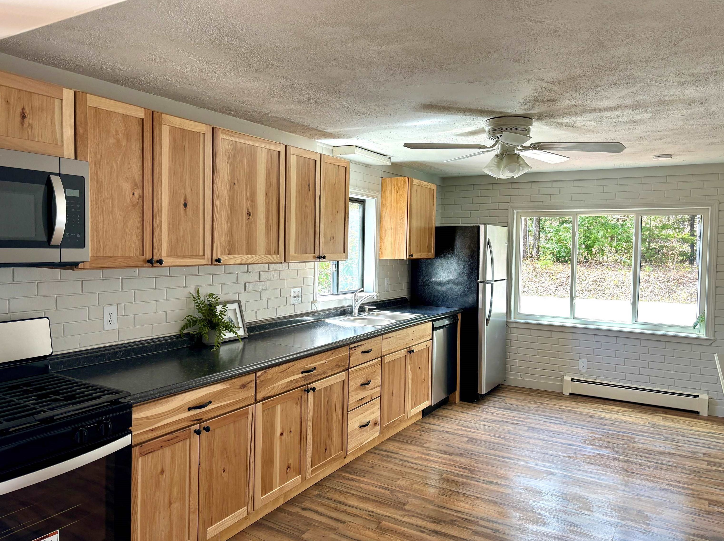 200 Ossipee Mtn Rd, Ctr Ossipee NH  03814-6704 exterior