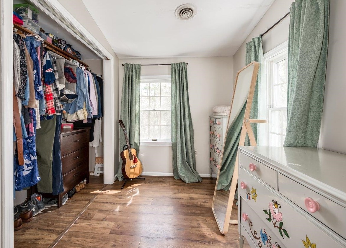 189 Nottingham Sq Rd, Epping NH  03042-1813 exterior