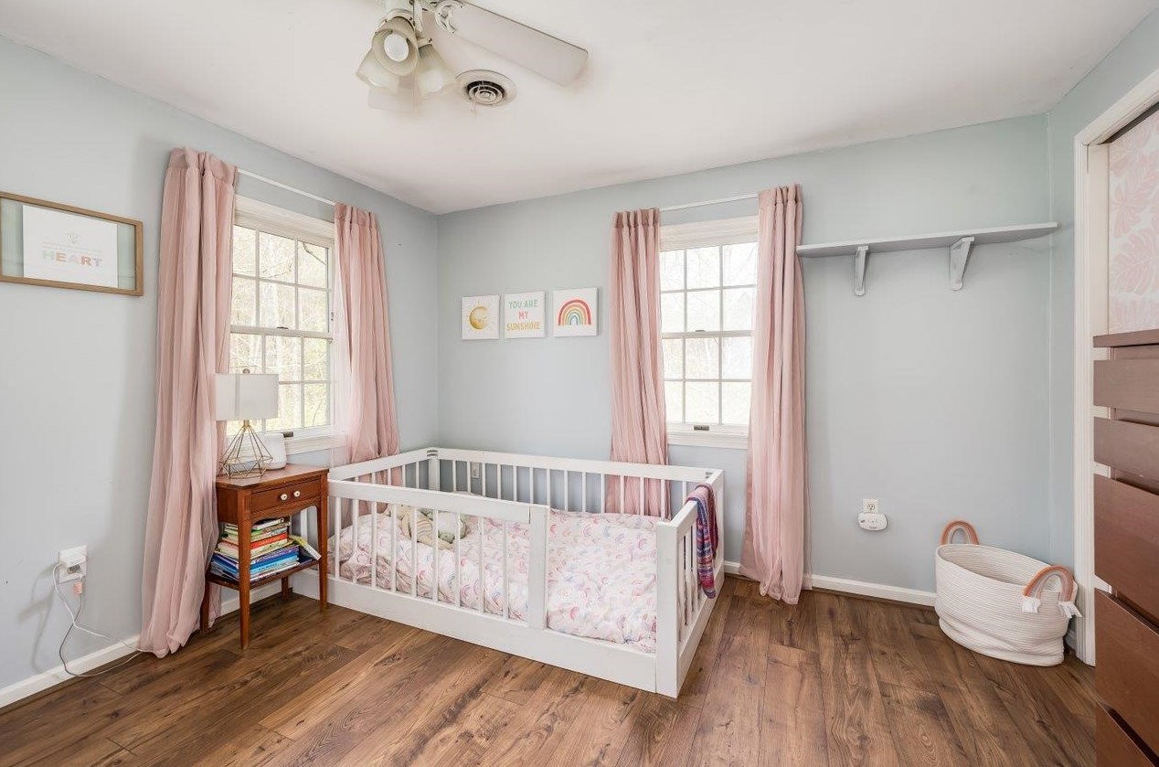 189 Nottingham Sq Rd, Epping NH  03042-1813 exterior