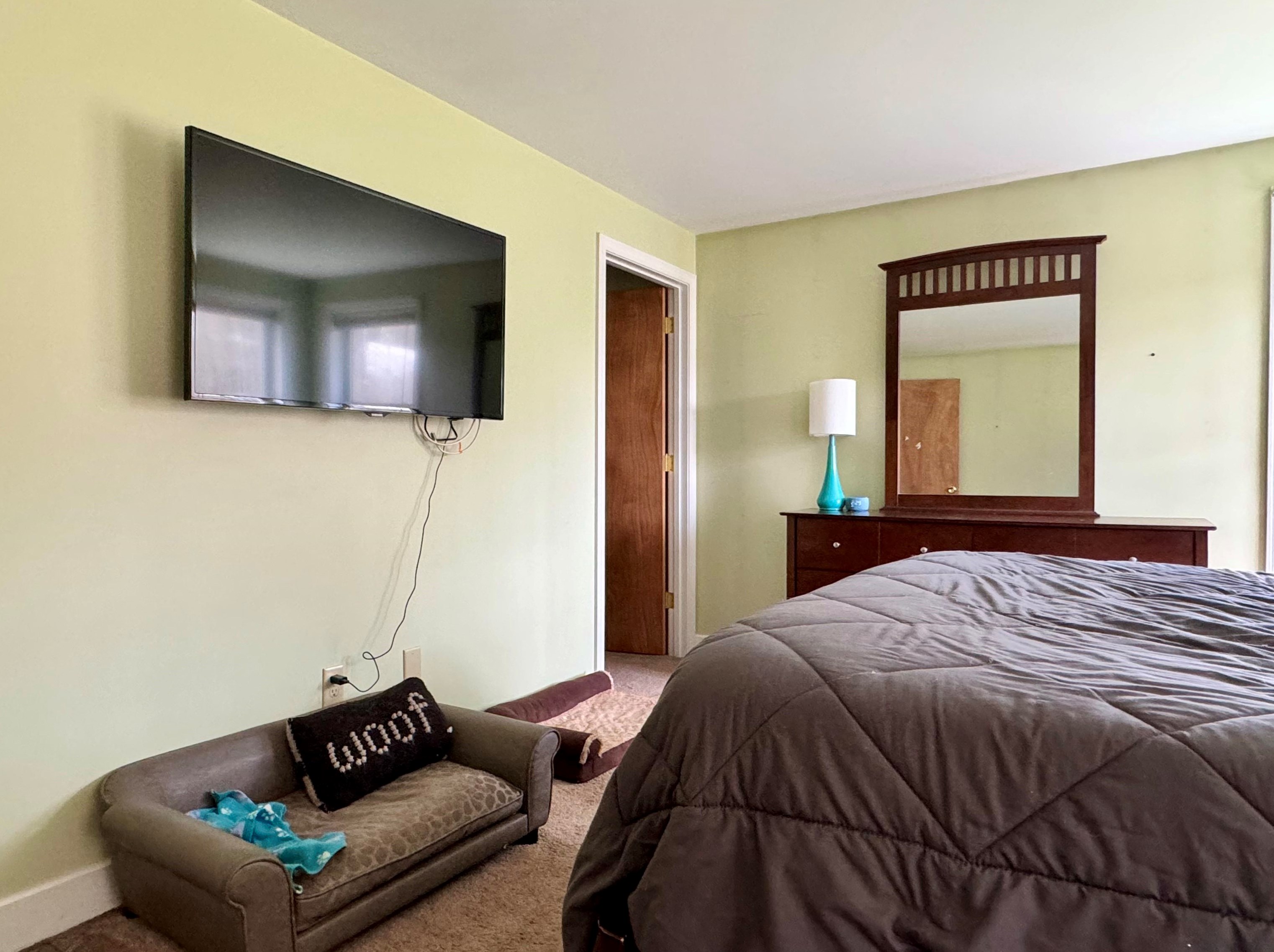 534 Franklin Pierce Hwy, Barrington NH  03825-7323 exterior