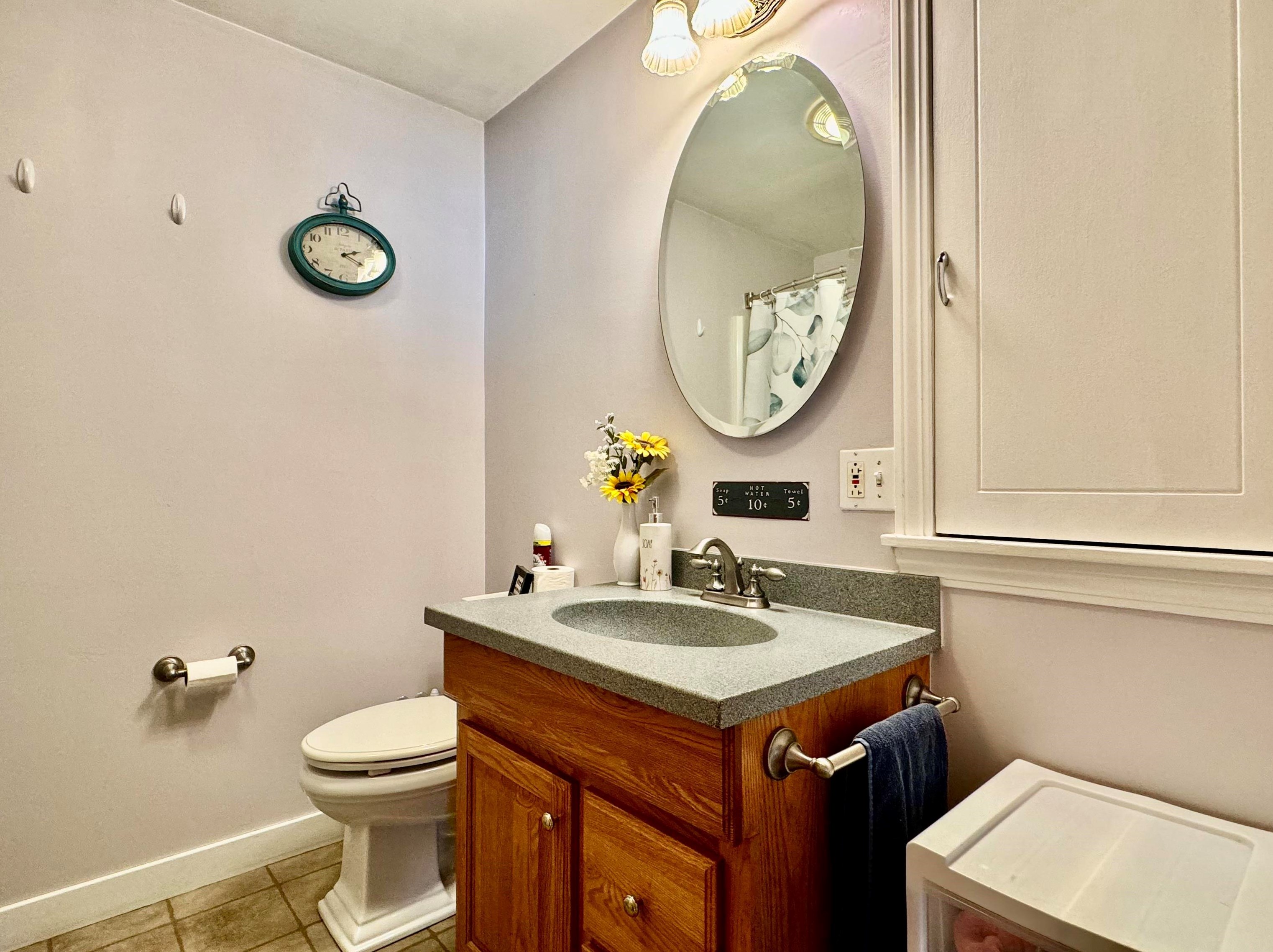 534 Franklin Pierce Hwy, Barrington NH  03825-7323 exterior