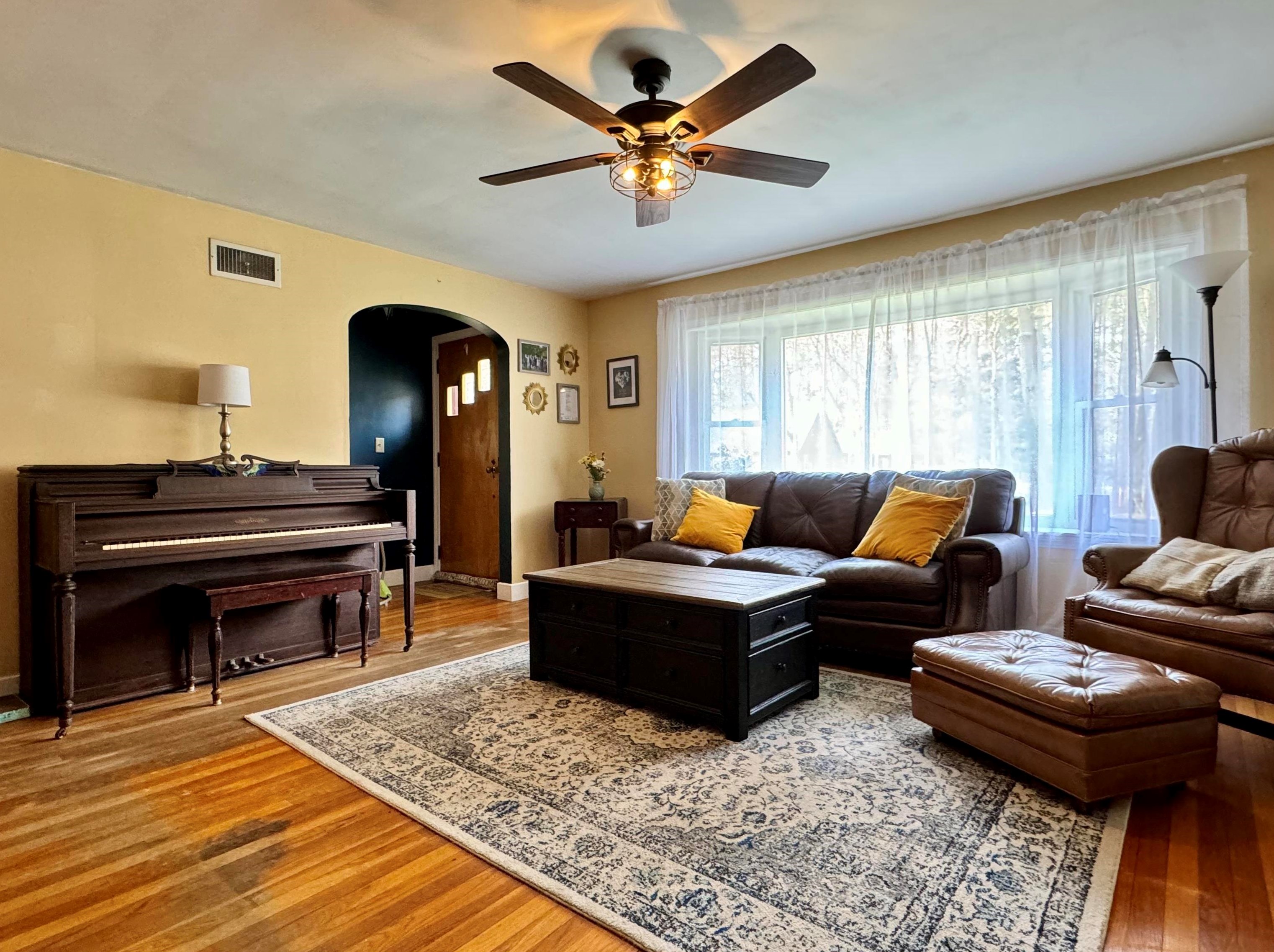 534 Franklin Pierce Hwy, Barrington NH  03825-7323 exterior