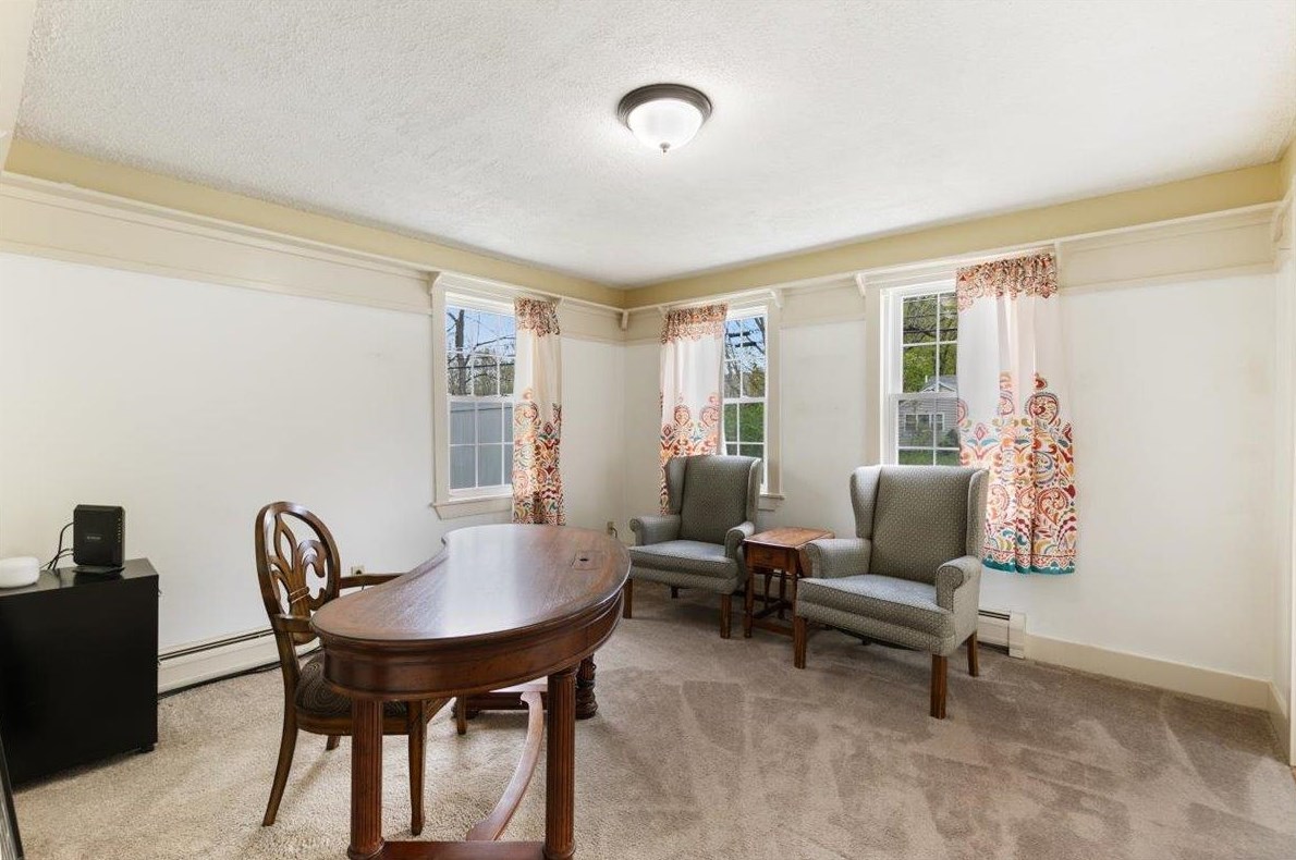 273 Main St, Danville NH  03819-3233 exterior