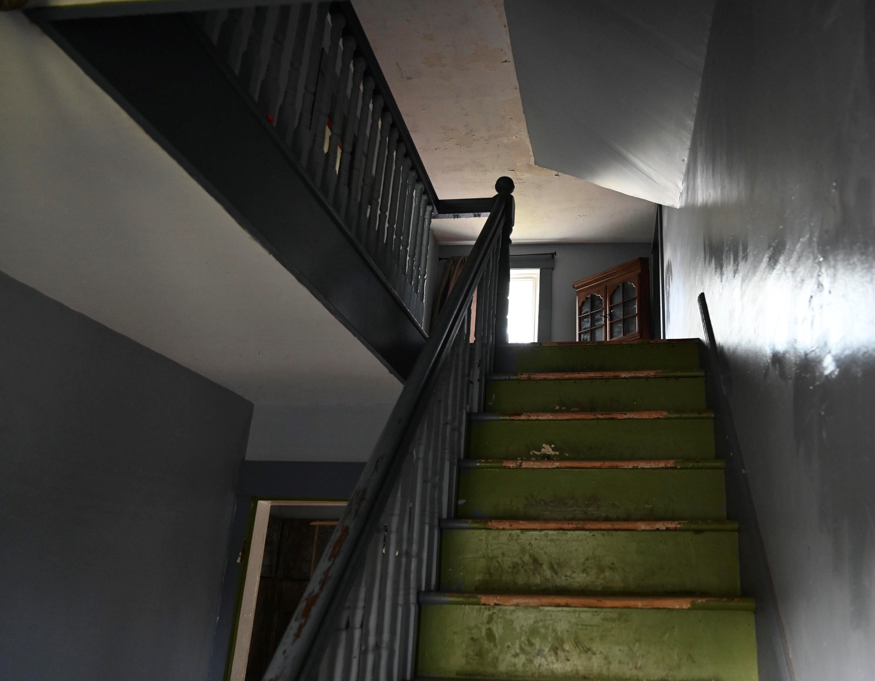 32 Berry Ave, Pittsfield NH 03263-3400 exterior