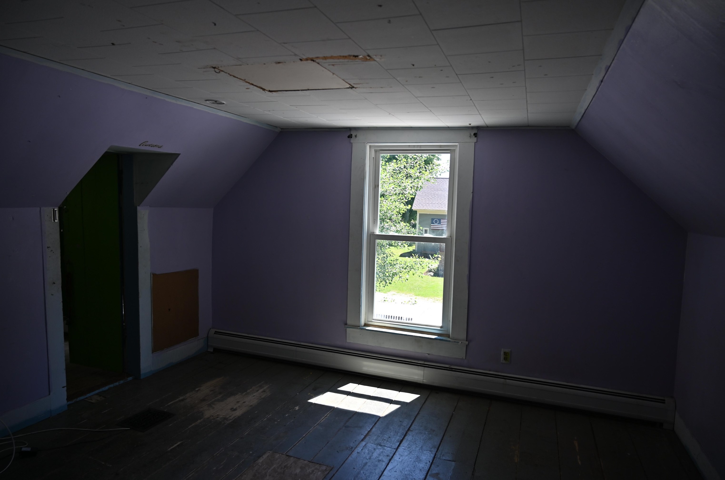 32 Berry Ave, Pittsfield NH 03263-3400 exterior