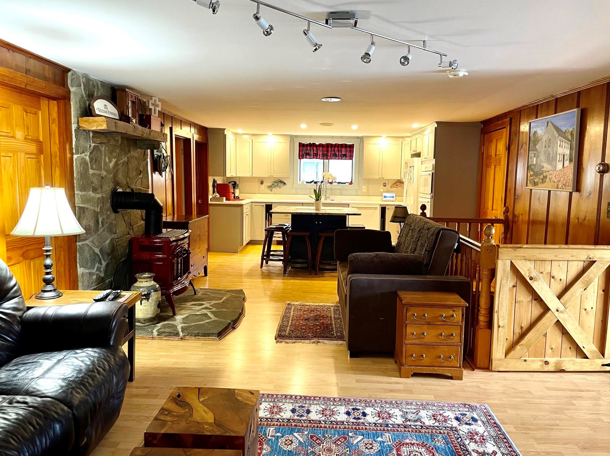 283 Rolfe Pond Dr, Hopkinton NH 03229-3375 exterior