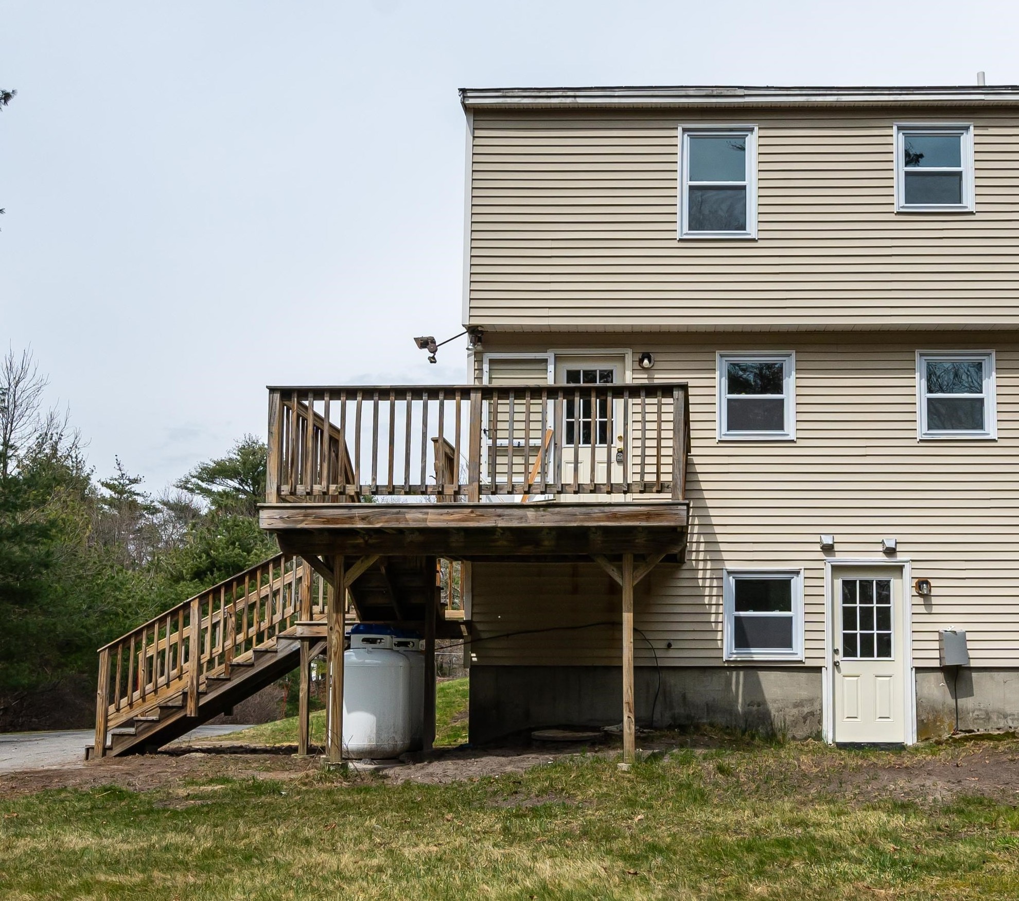 152 Porcupine Cir, Salem NH  03079-2868 exterior