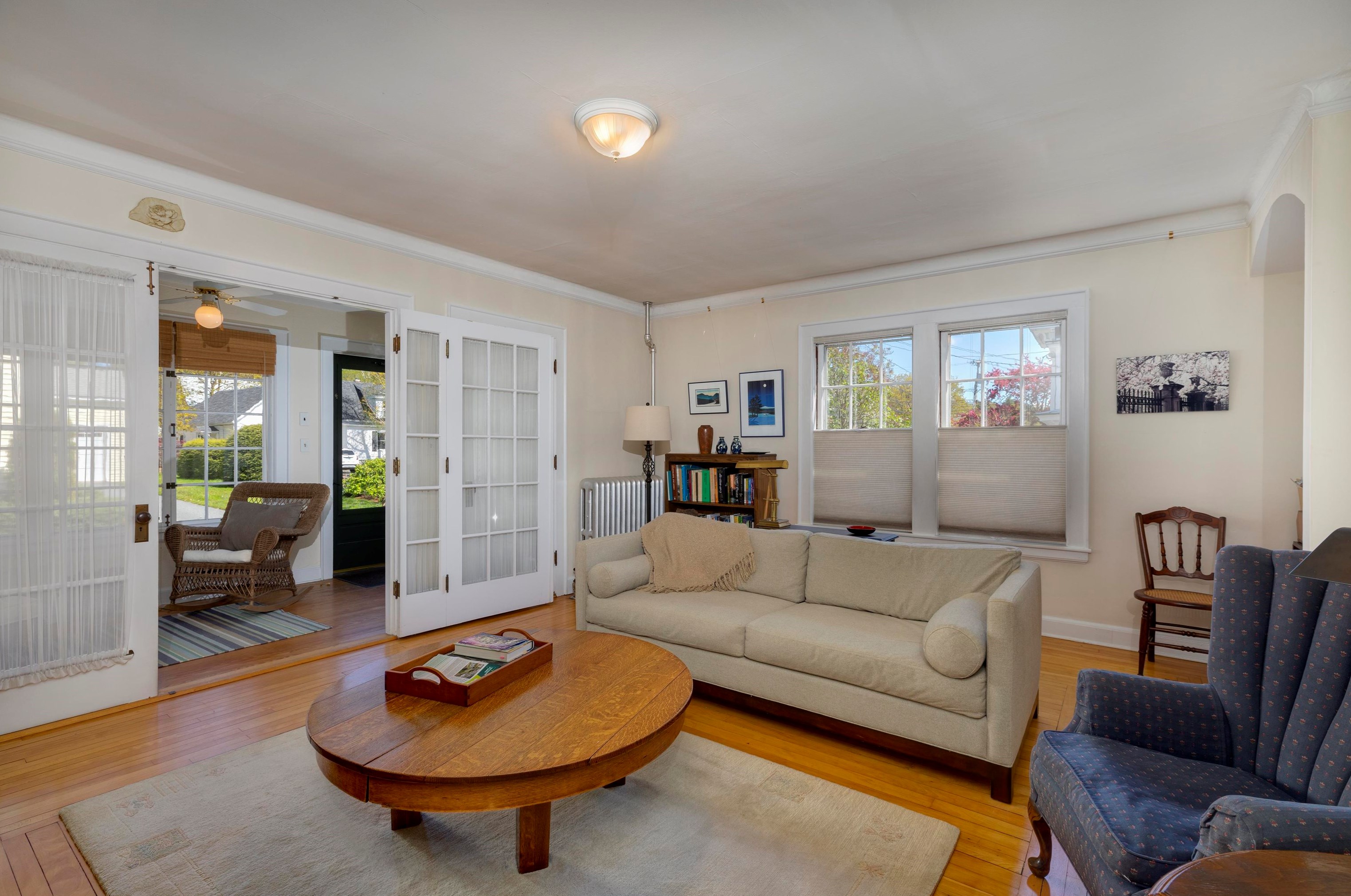 12 Elm St, Lebanon NH 03766-1802 exterior