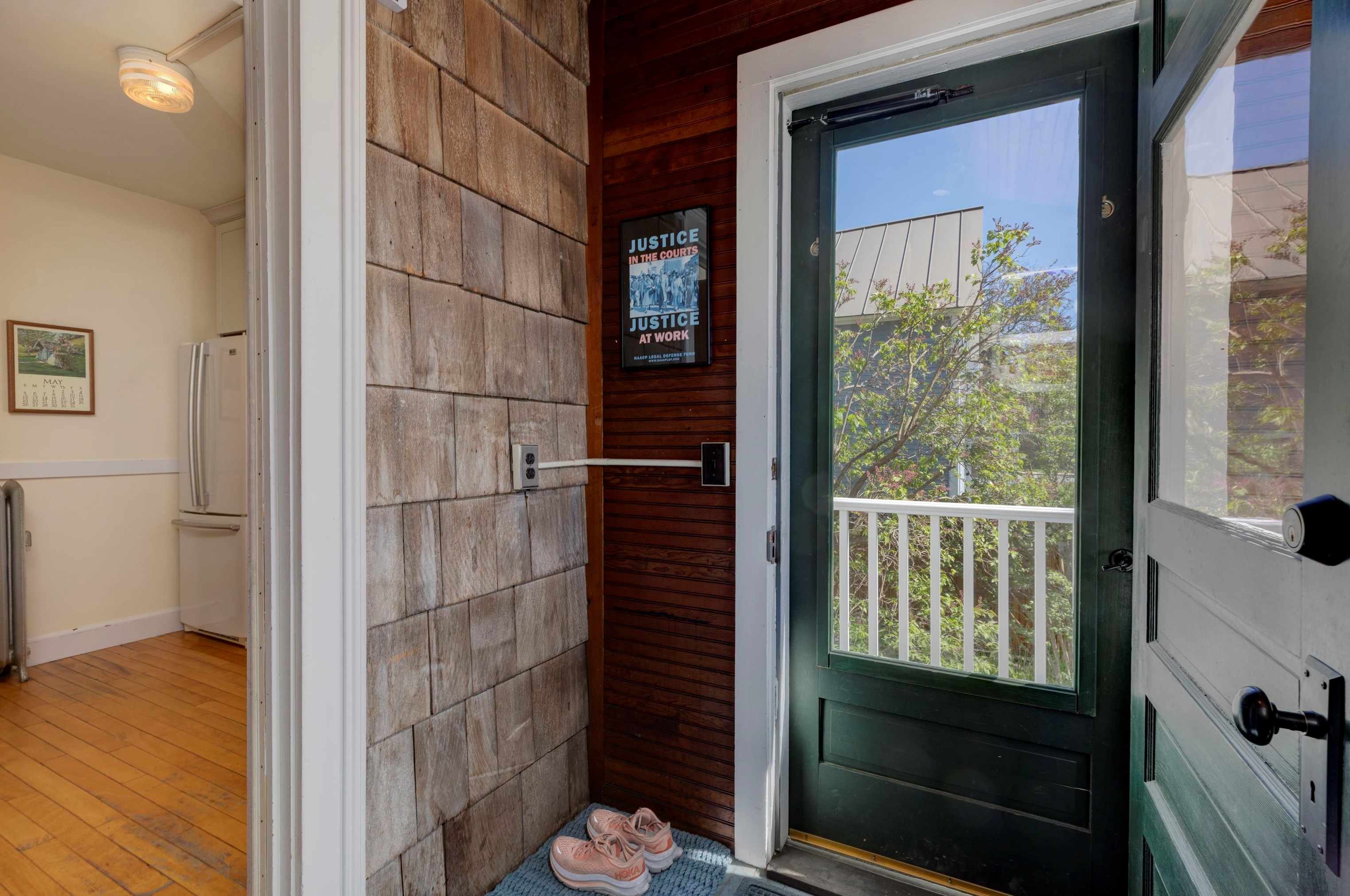 12 Elm St, Lebanon NH 03766-1802 exterior