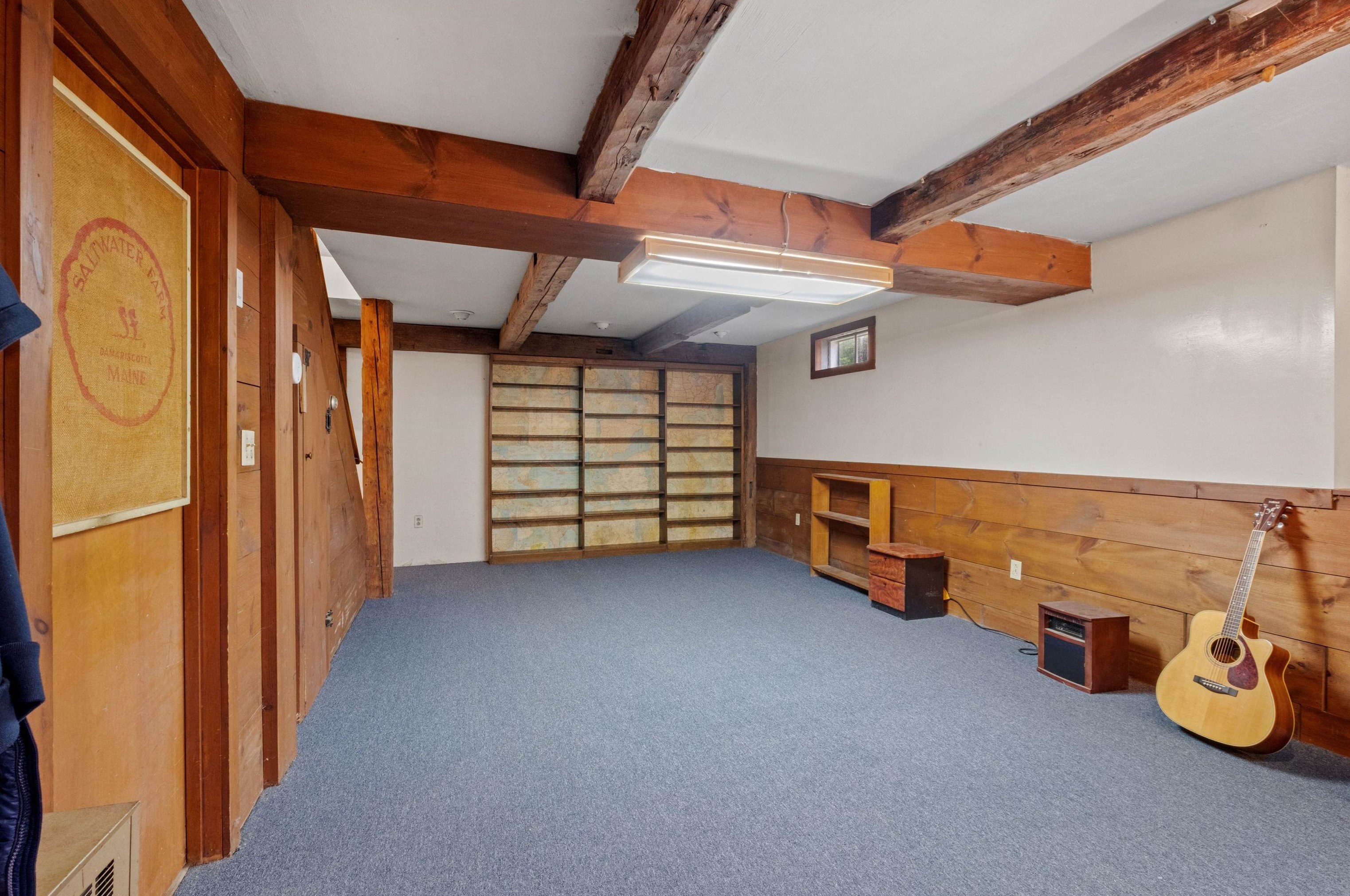 12 Surrey Dr, Concord NH 03304 exterior