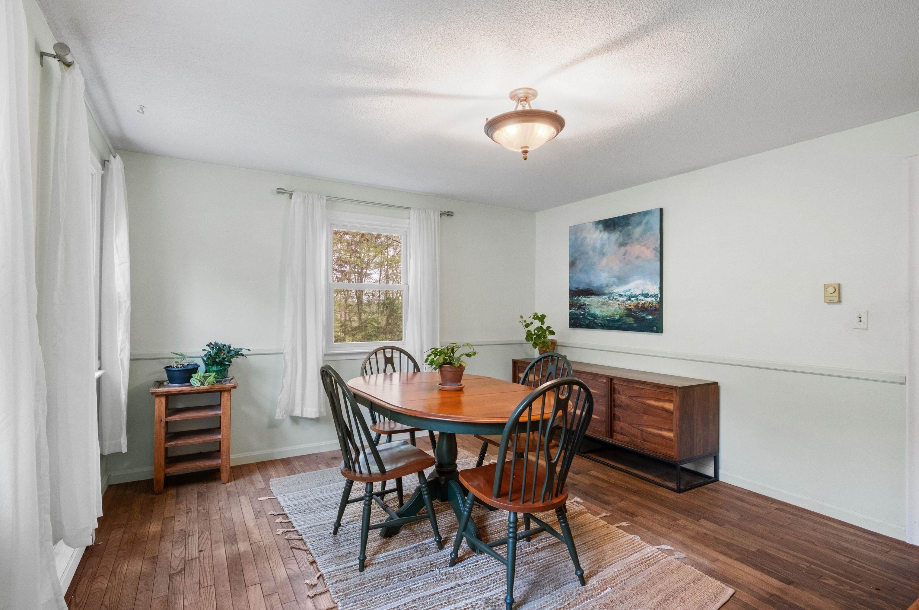 12 Surrey Dr, Concord NH 03304 exterior