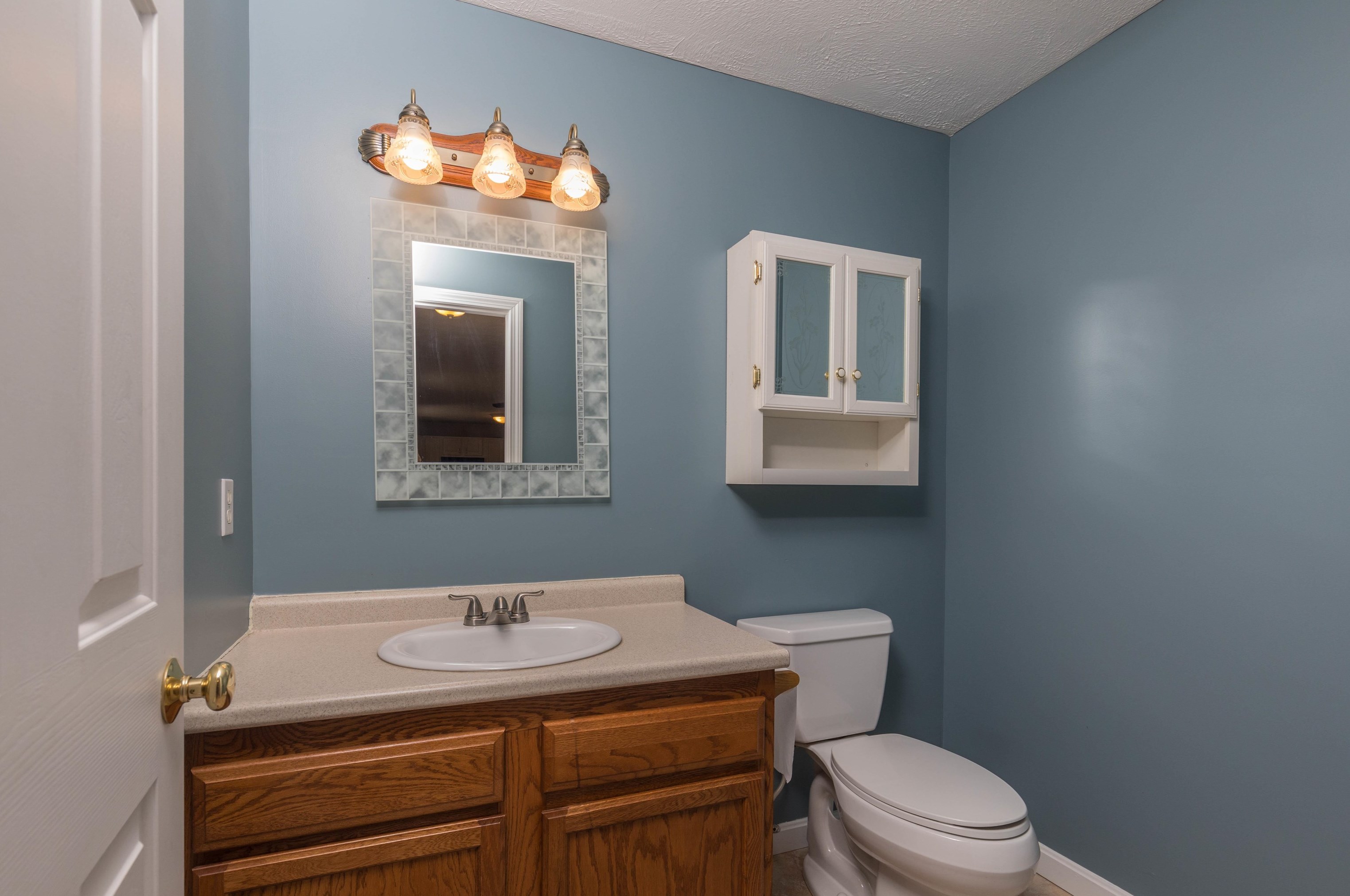 34 Nora Ct, New Ipswich NH 03071-3504 exterior