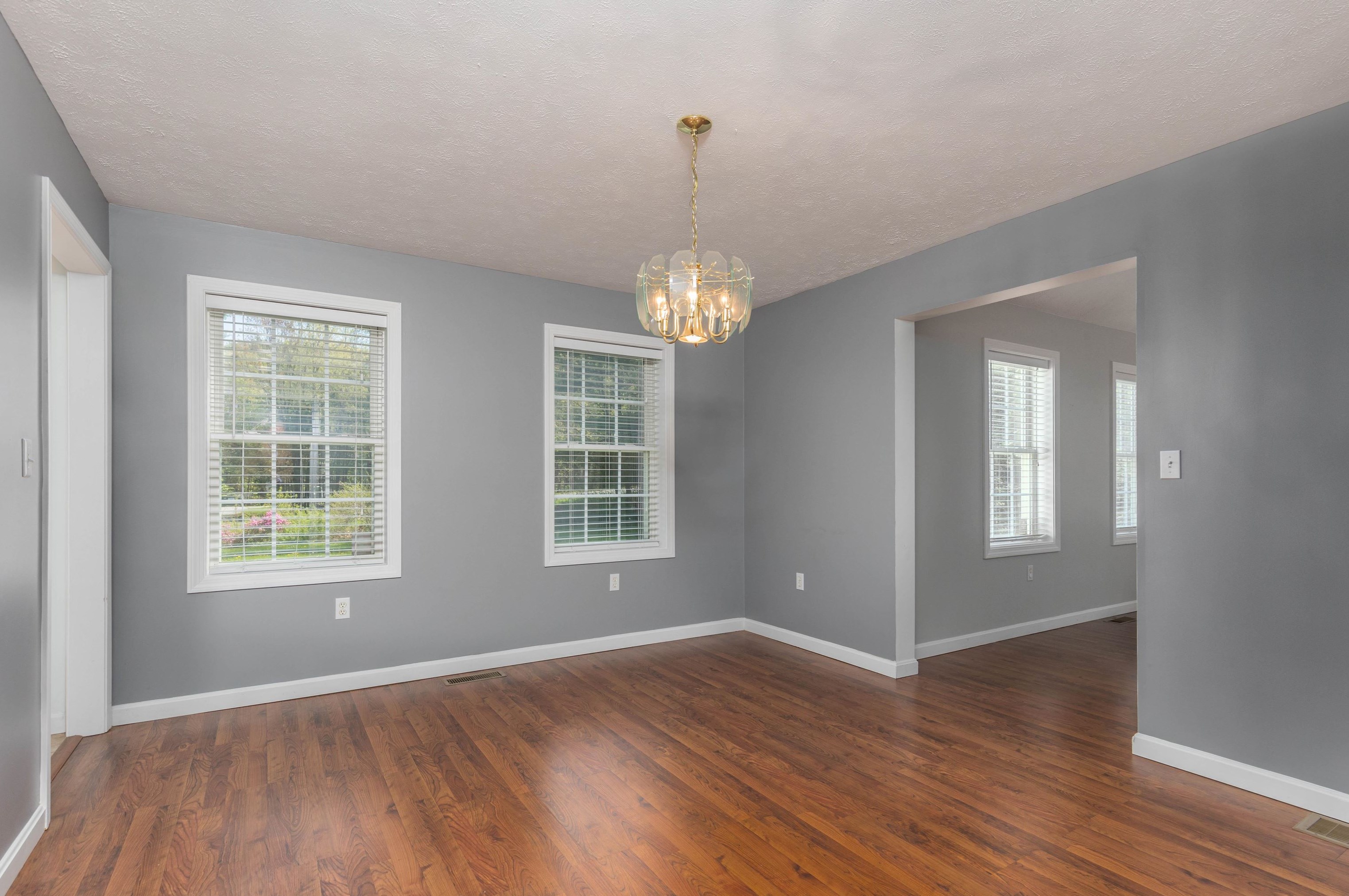 34 Nora Ct, New Ipswich NH 03071-3504 exterior