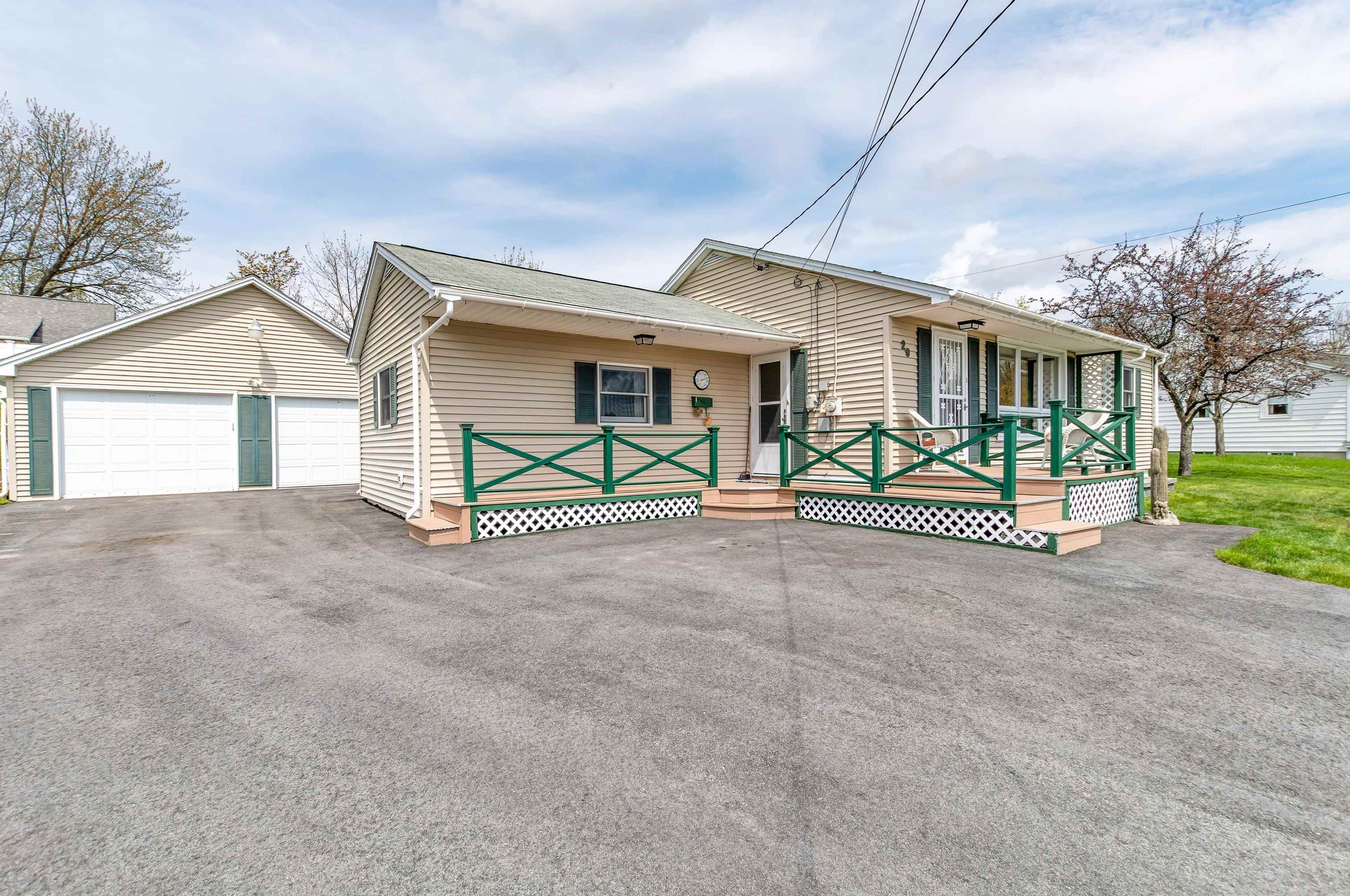 29 Jordan Ave, Berlin NH  03570-2604 exterior