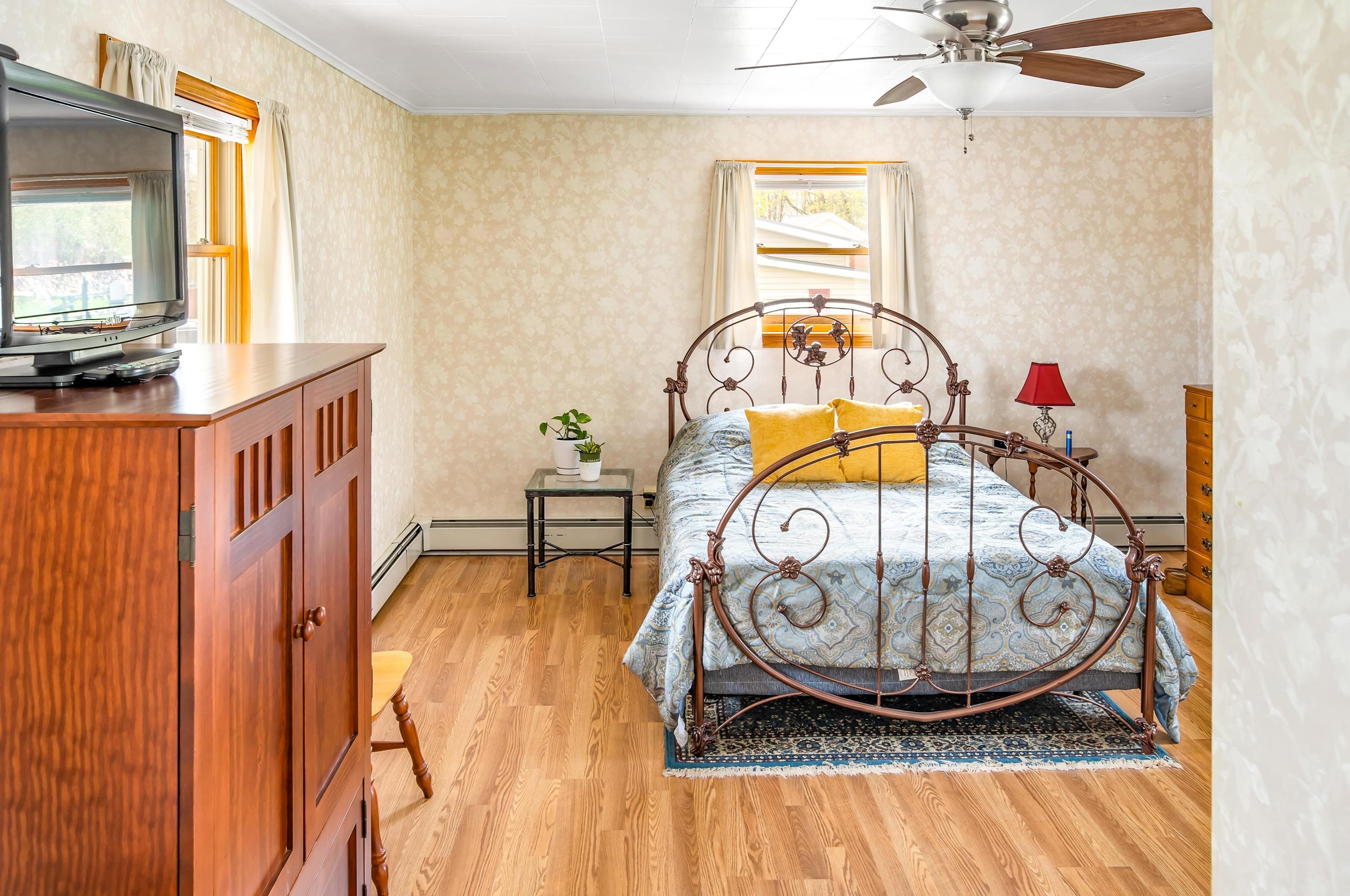 29 Jordan Ave, Berlin NH  03570-2604 exterior