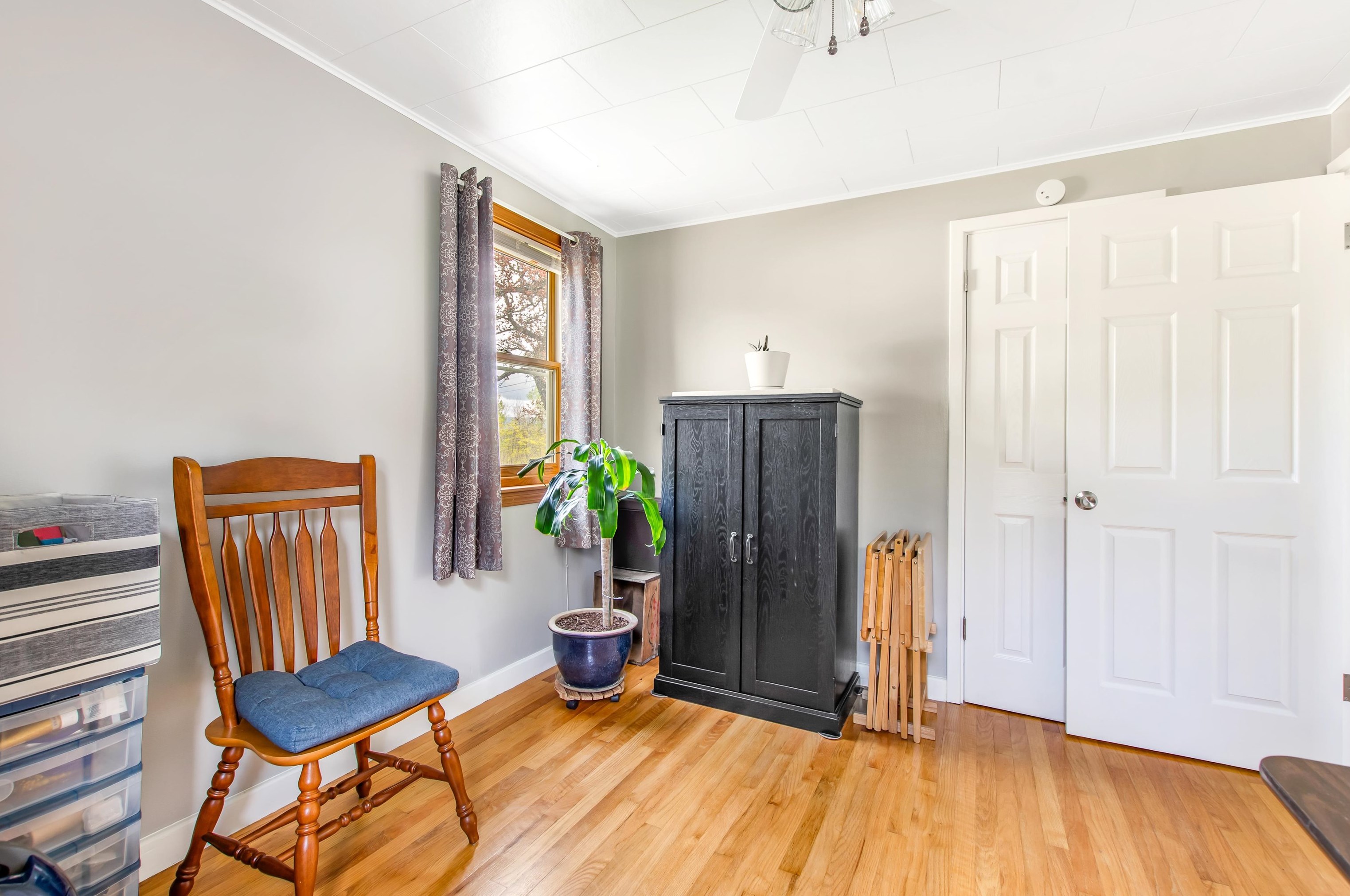 29 Jordan Ave, Berlin NH  03570-2604 exterior