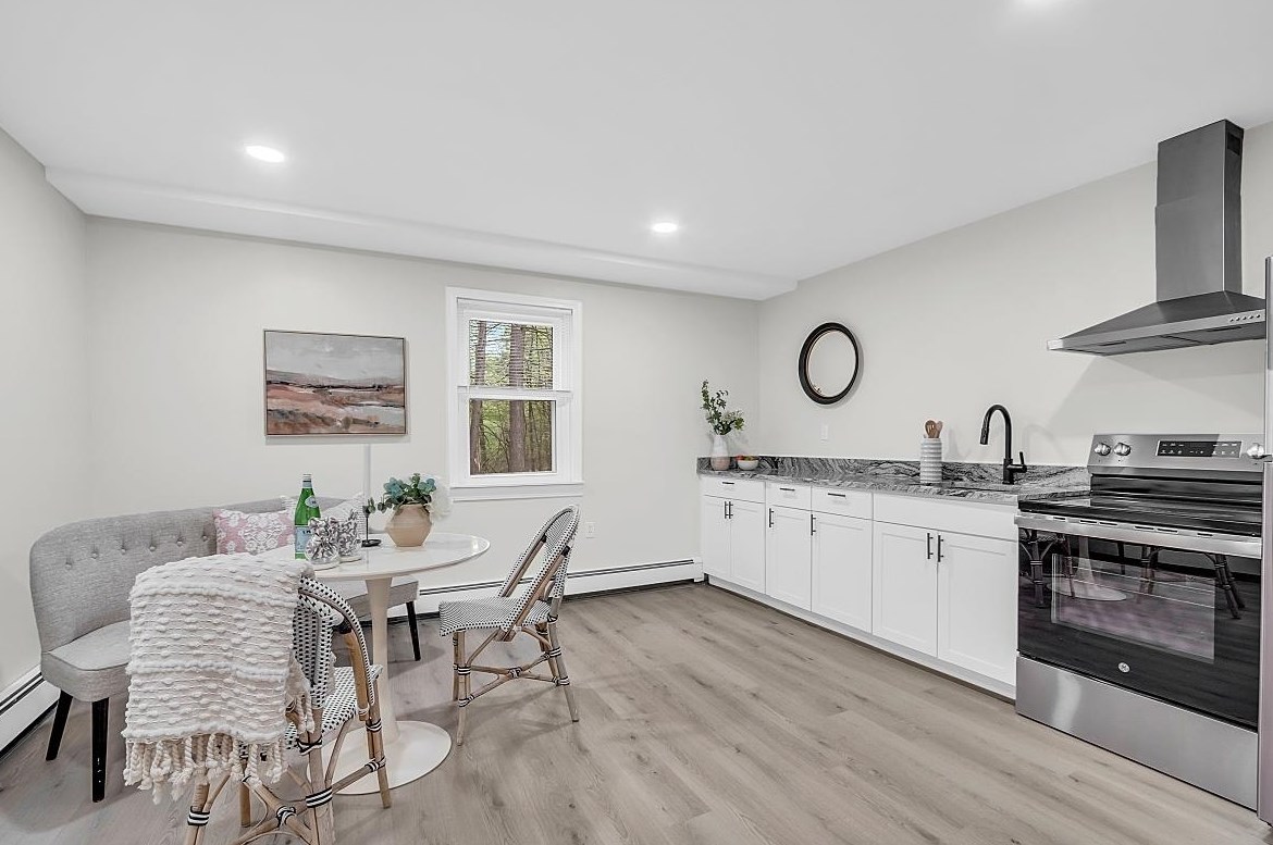 14 Autumn Way, Seabrook NH 03874-4249 exterior