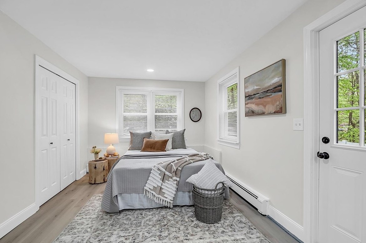 14 Autumn Way, Seabrook NH 03874-4249 exterior