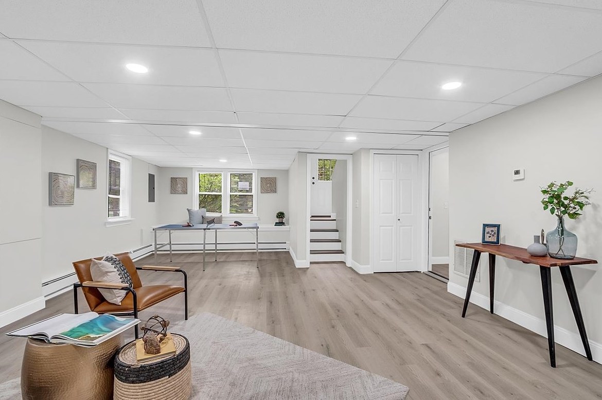 14 Autumn Way, Seabrook NH 03874-4249 exterior