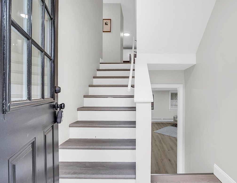 14 Autumn Way, Seabrook NH 03874-4249 exterior