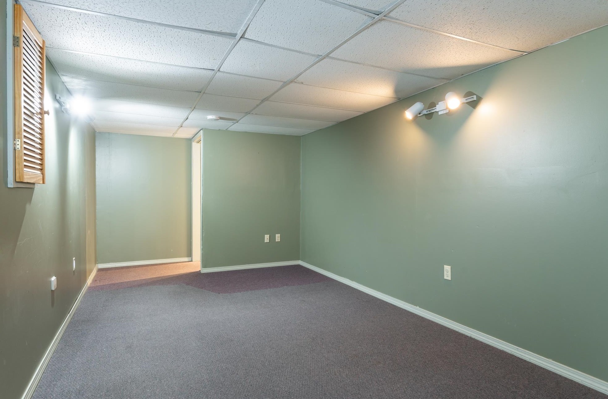 48 Dorothy Dr, Epping NH 03042-2316 exterior