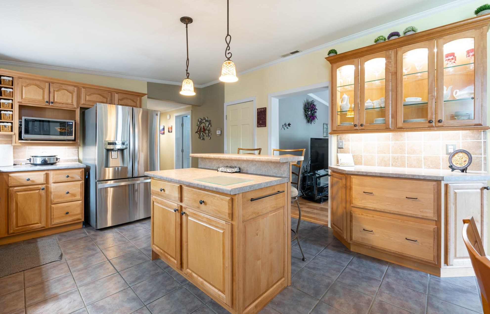 48 Dorothy Dr, Epping NH 03042-2316 exterior