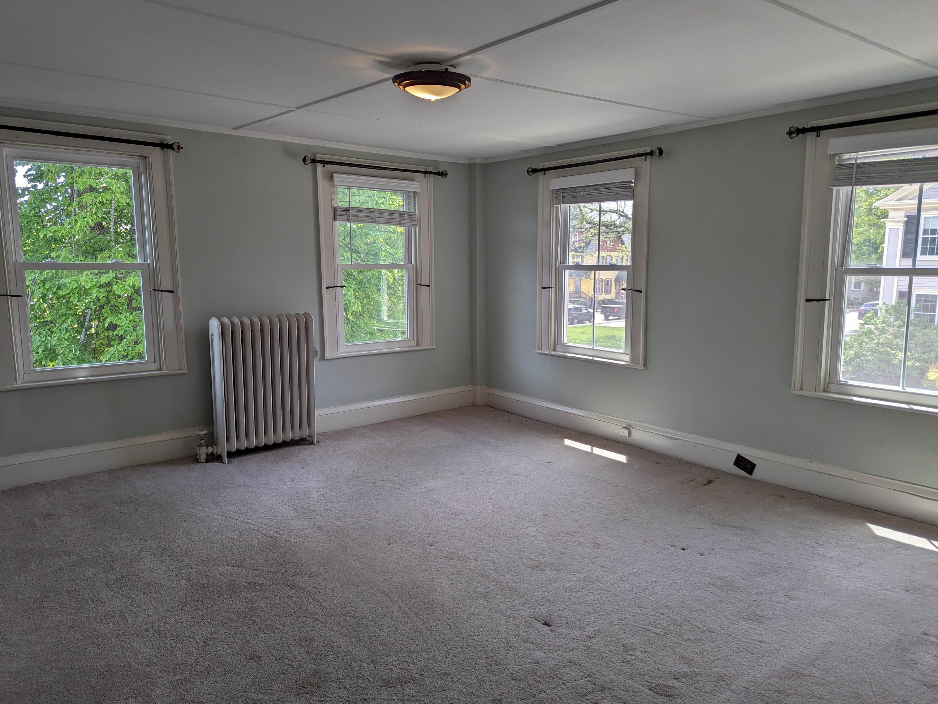 52 State St, Concord NH  03301-4326 exterior