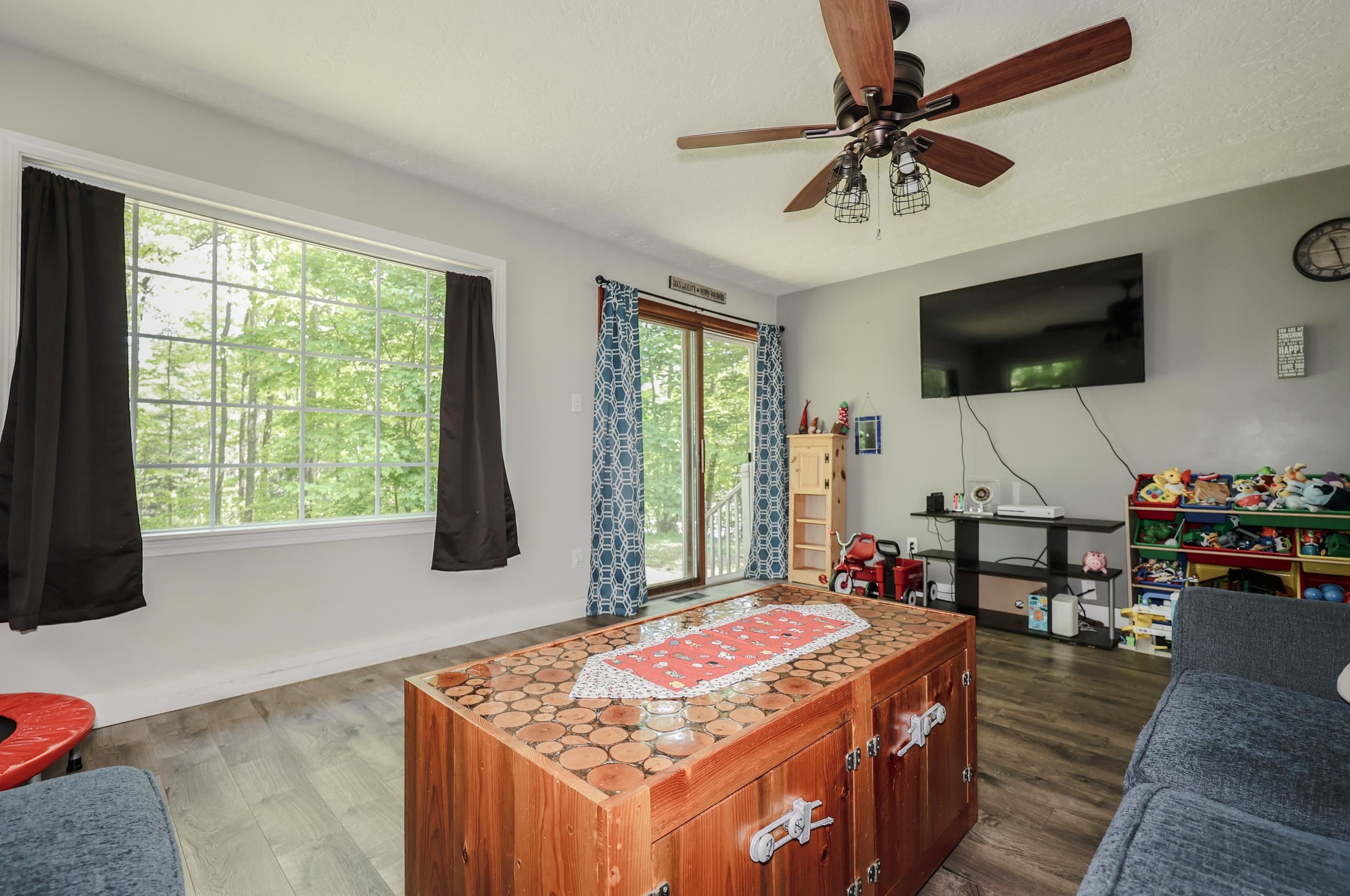 85 Dutile Rd, Belmont NH  03220-3517 exterior