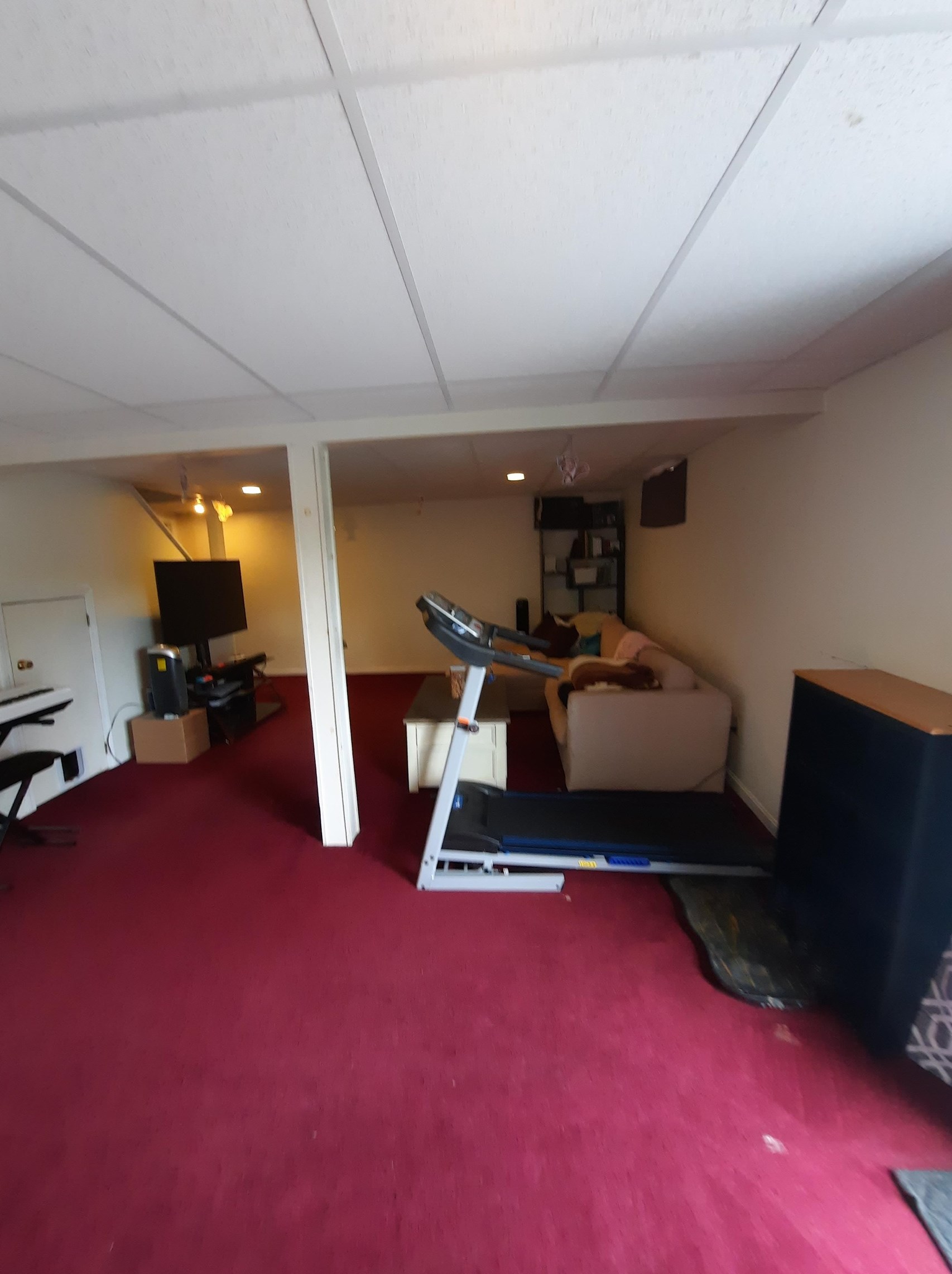 5 Lorraine St, Hudson NH  03051-4848 exterior