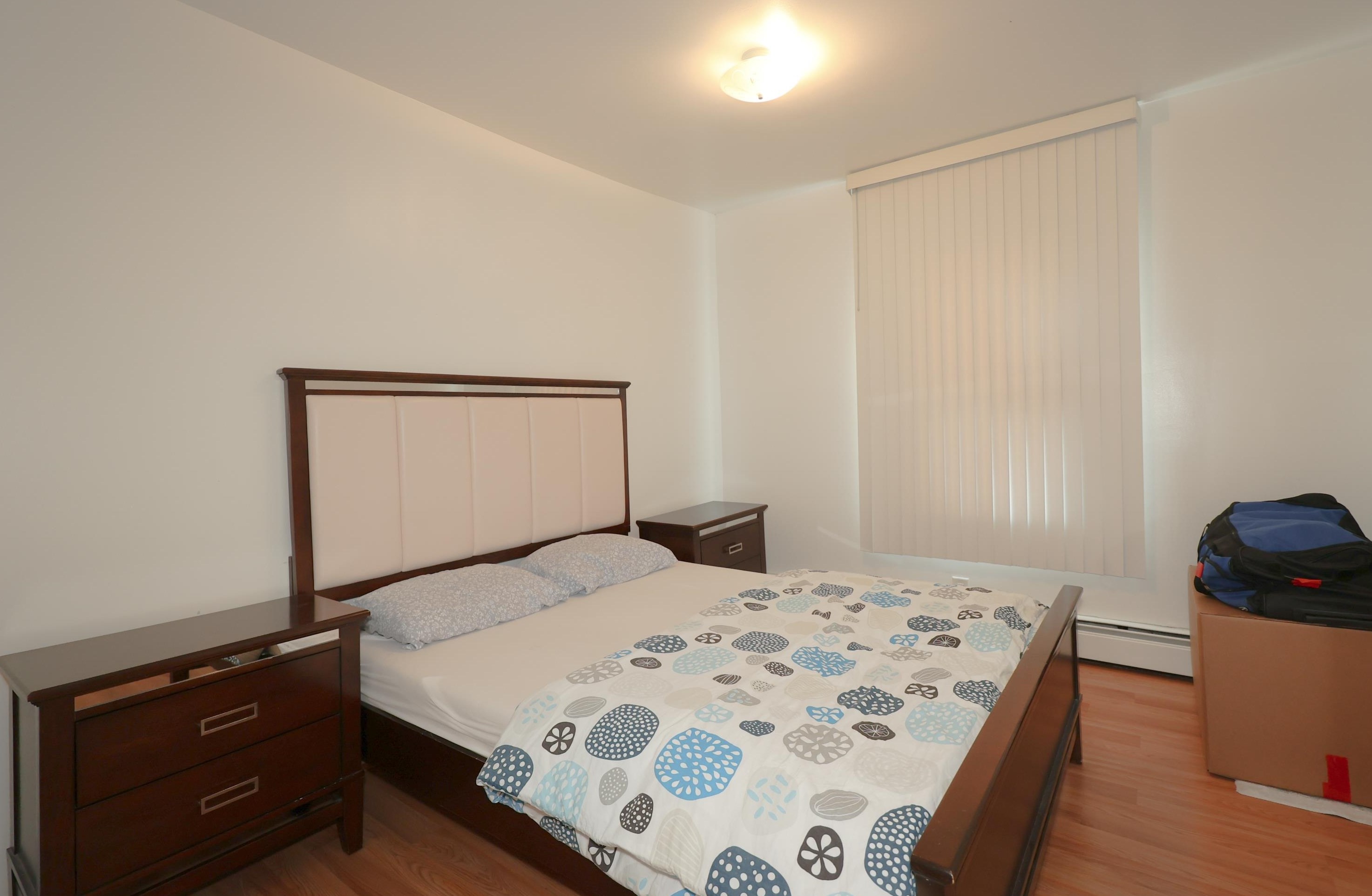 77 Hecker St, Manchester NH  03102-3975 exterior