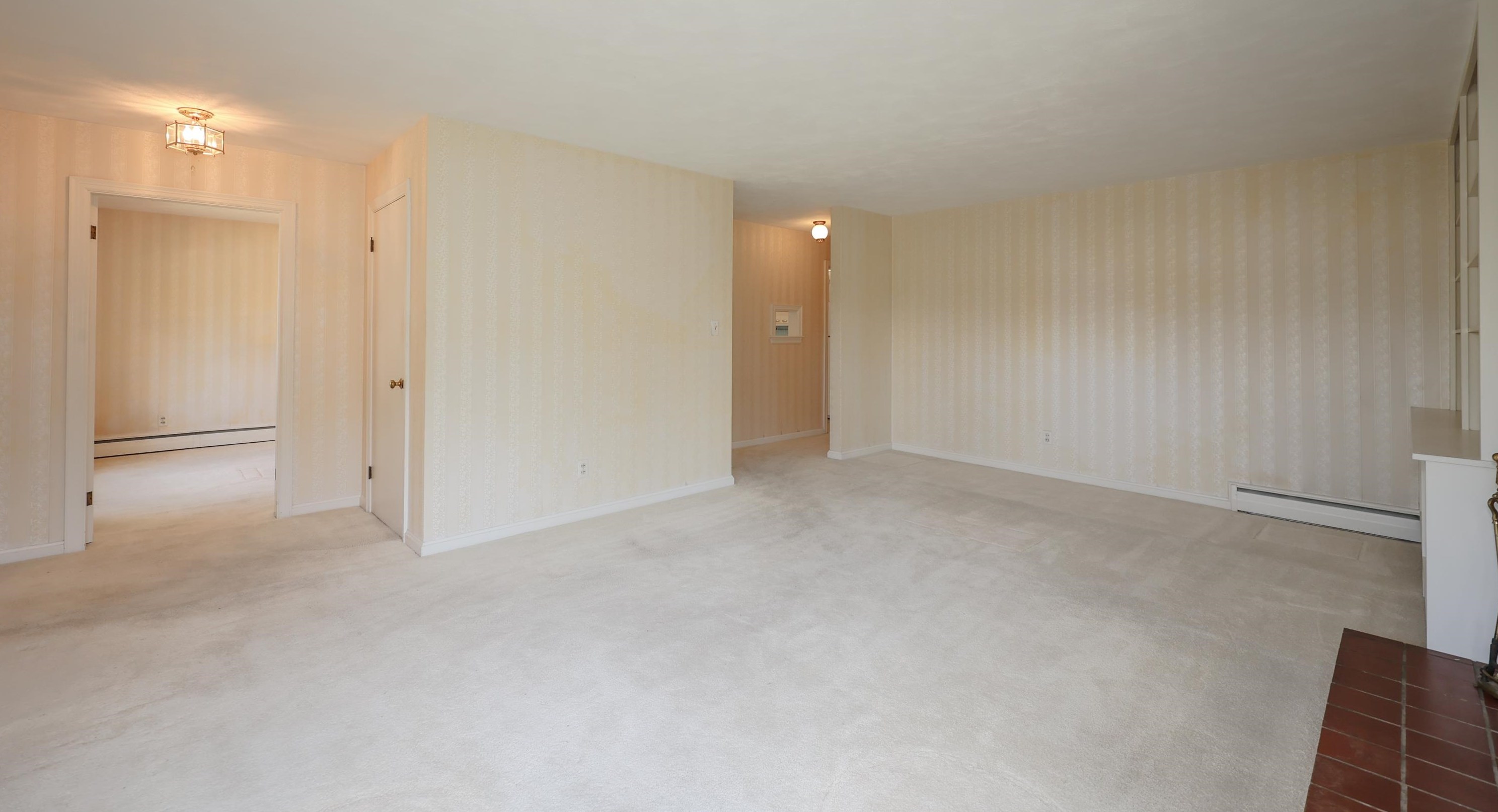 211 River Rd, Manchester NH 03106-2630 exterior